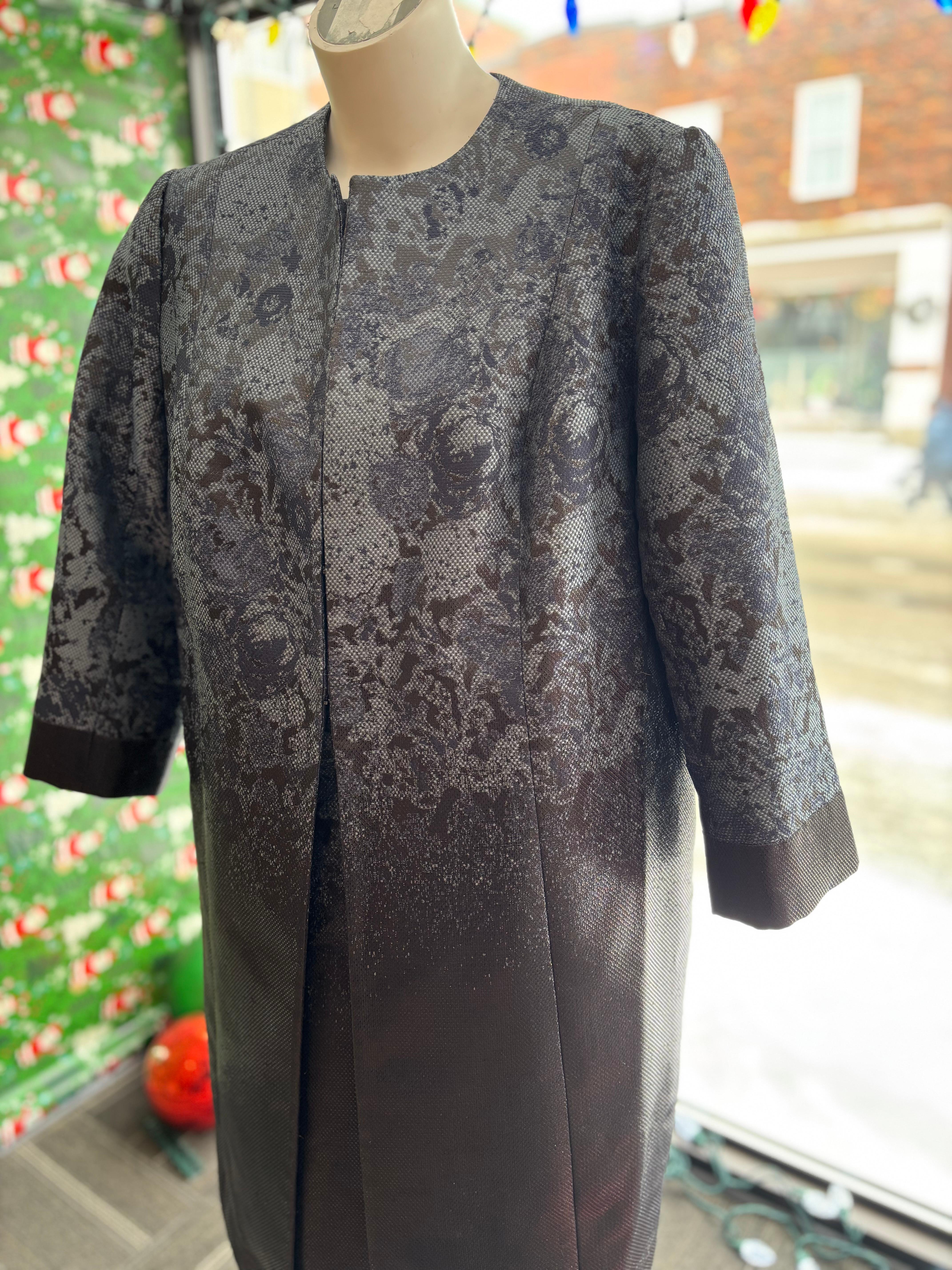 Zweiteiliges Kleid/Mantel-Cocktail-Outfit von Pamella Roland (18 US) im Zustand „Hervorragend“ im Angebot in Port Hope, ON