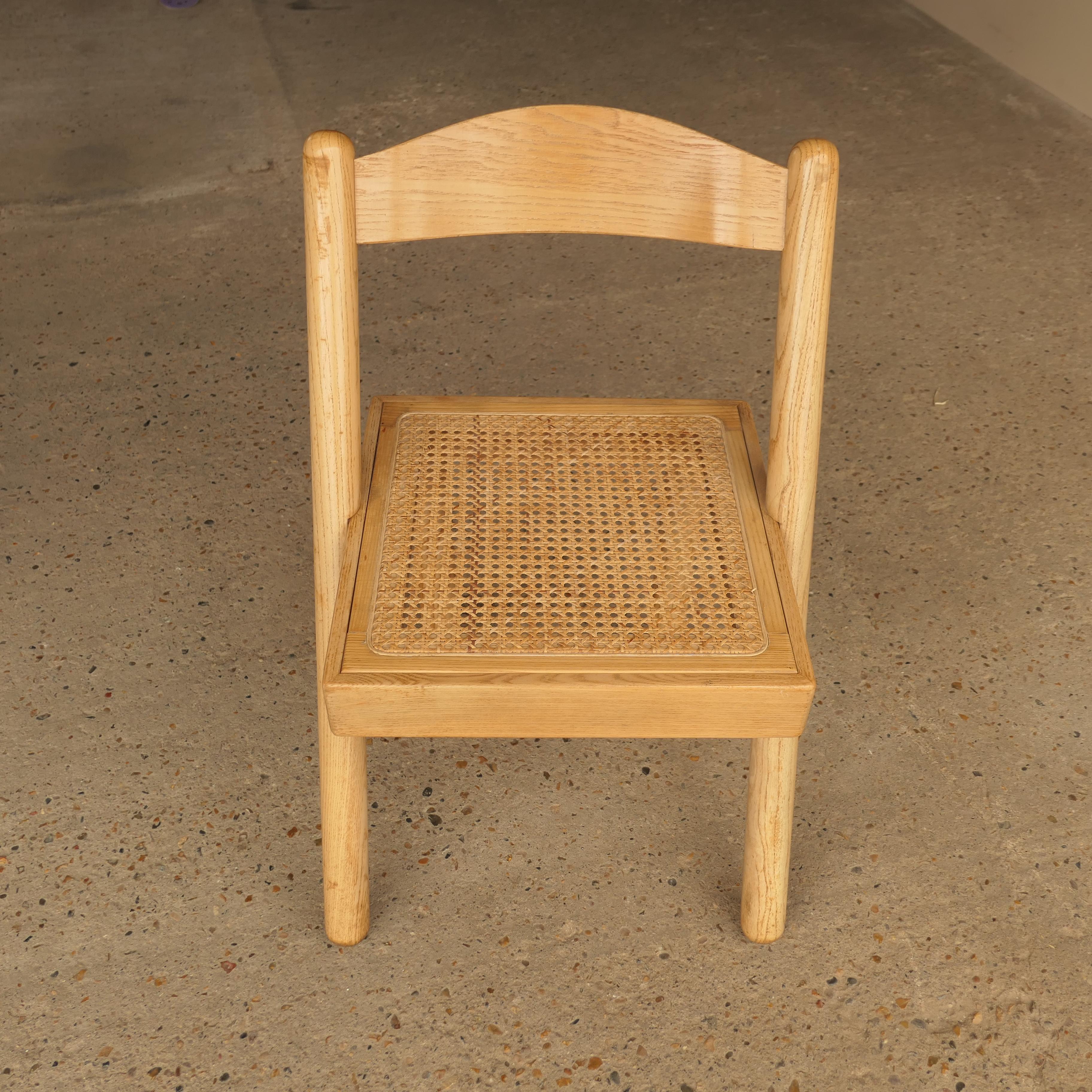 Pamio und Toso Rattan-Esszimmerstühle im Angebot 4