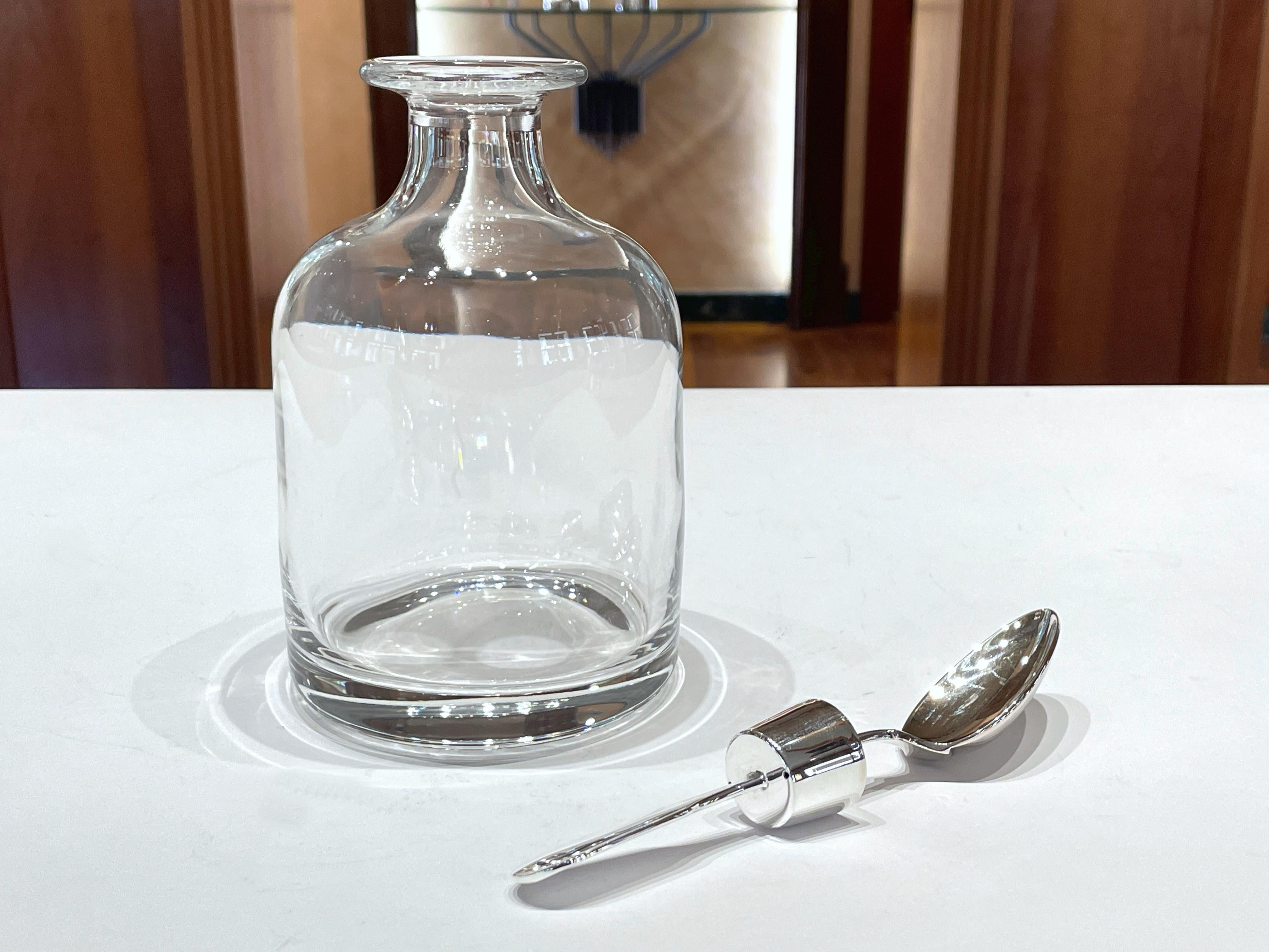 Moderno Pampaloni bottiglia in cristallo con tappo a cucchiaio in argento sterling in vendita