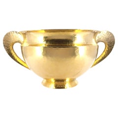 Jarrón troyano dorado de plata de ley Pampaloni