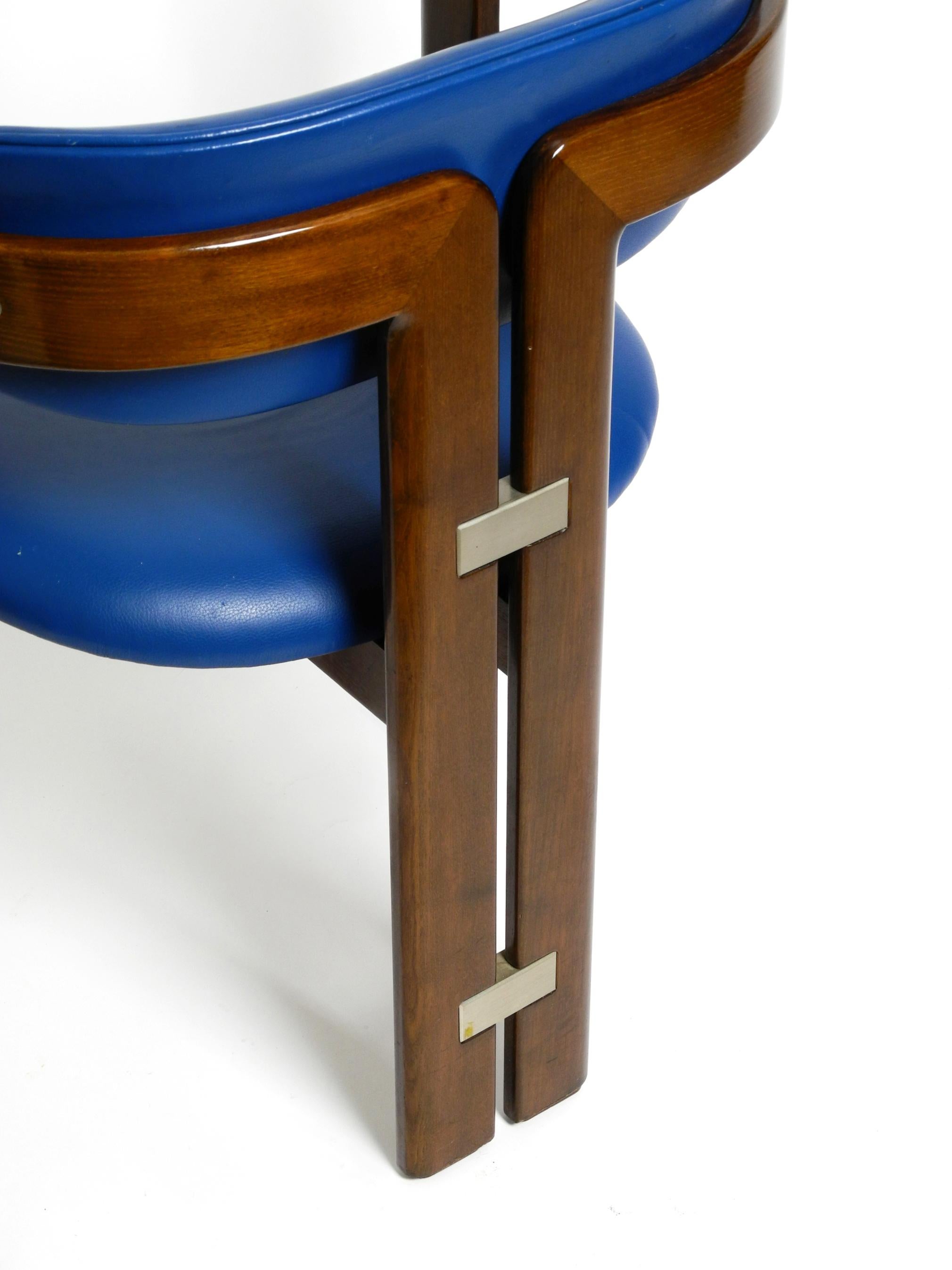 Chaise Pamplona d'Augusto Savini pour Pozzi, tapissée de cuir bleu 9