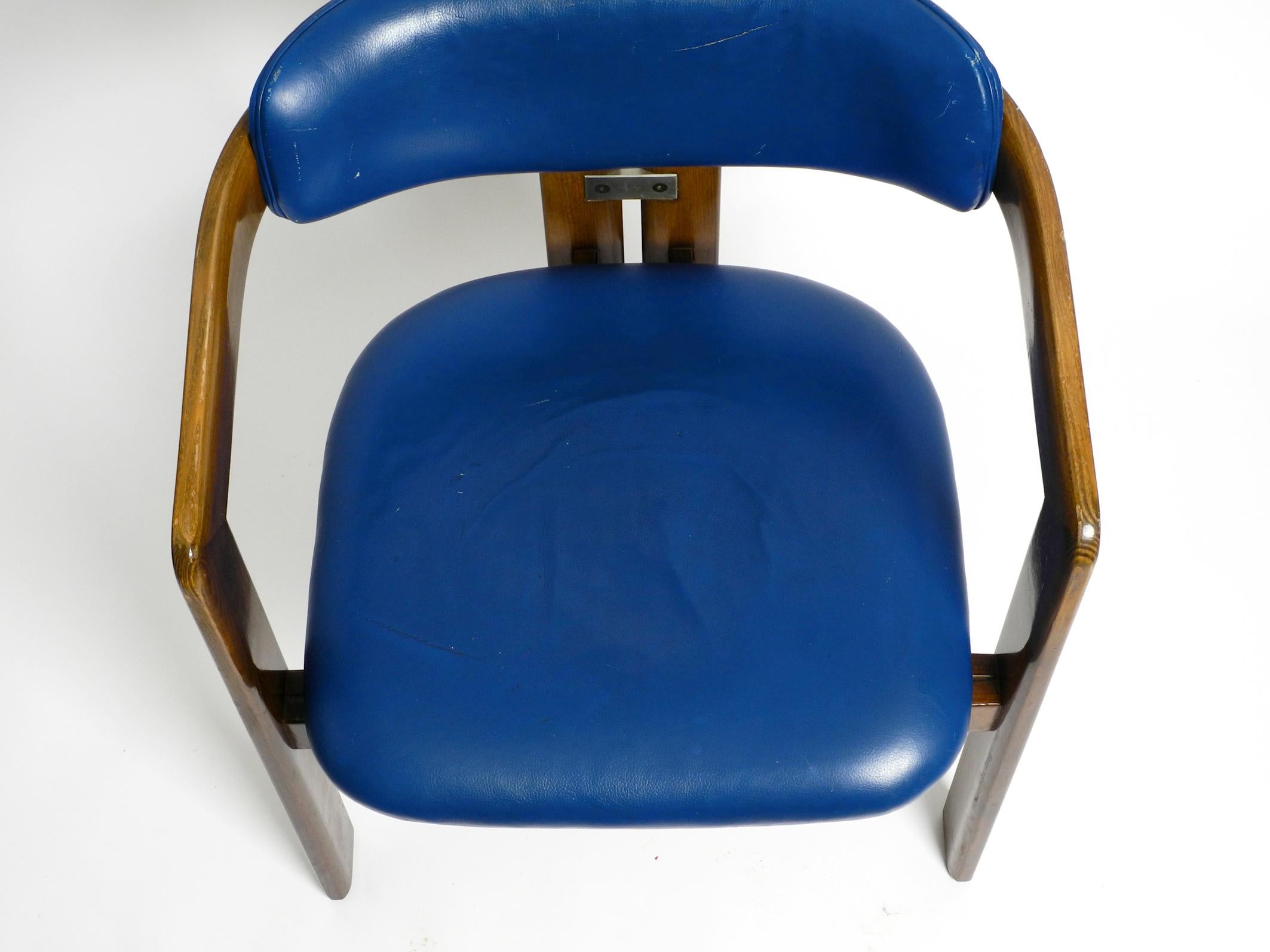 Chaise Pamplona d'Augusto Savini pour Pozzi, tapissée de cuir bleu 1