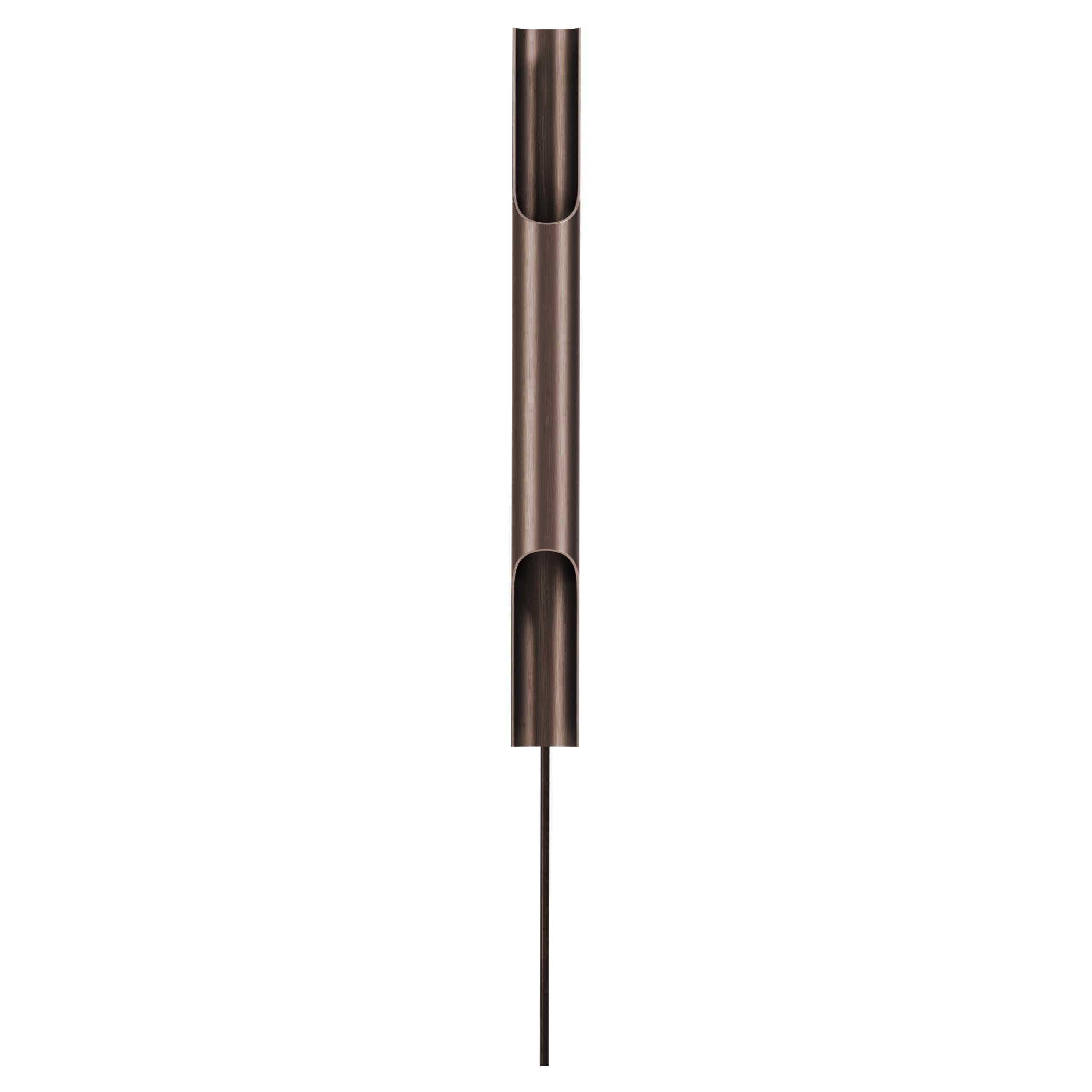 Lámpara de pared Pan / 38 firmada por Bent Karlby para Lyfa

Aluminio, acabado Bronce
L.38mm H.320mm

Bombillas: 2 x E14 máx. 40W (110-230V)


PAN es una pieza visualmente impactante diseñada por Bent Karlby en 1970, que combina luz y arte.
