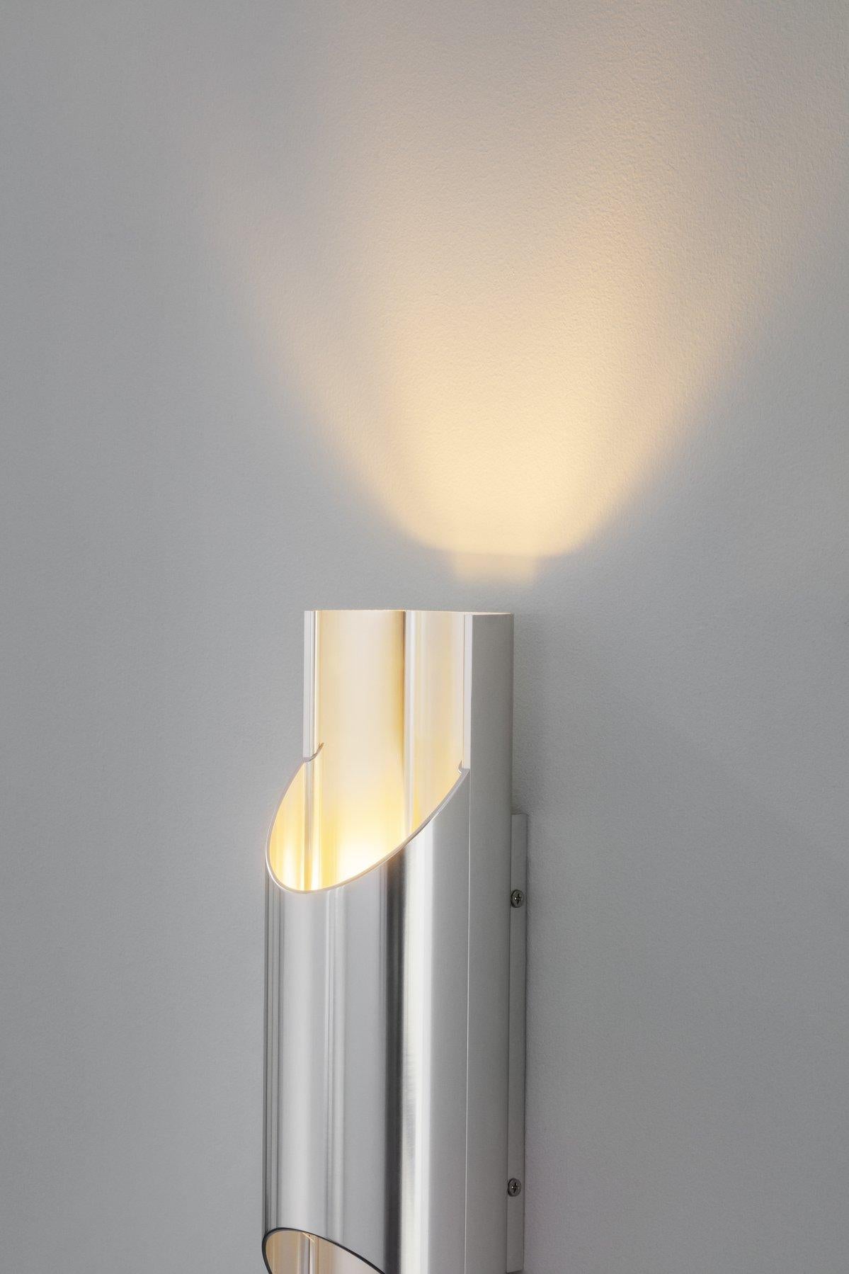 'Pan 95' Bronze Wall Lamp by Bent Karlby for Lyfa In New Condition For Sale In Paris, IDF