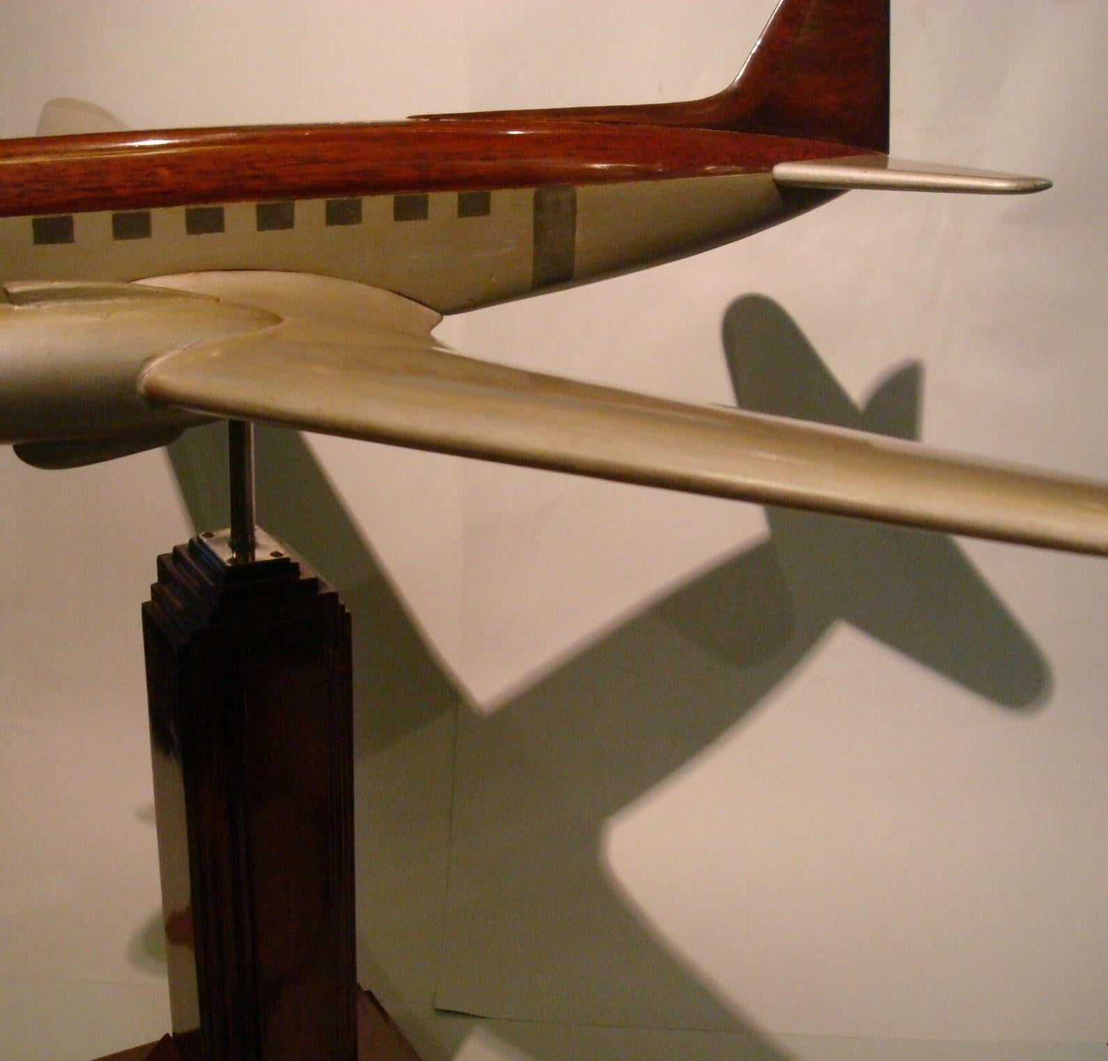 Art Deco Pan-Am DC3 Wooden Airplane Desk Model, Midcentury For Sale 1