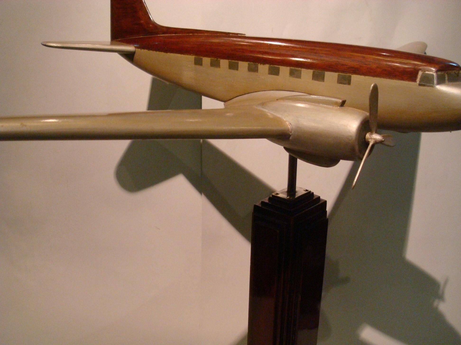 Art Deco Pan-Am DC3 Wooden Airplane Desk Model, Midcentury For Sale 2