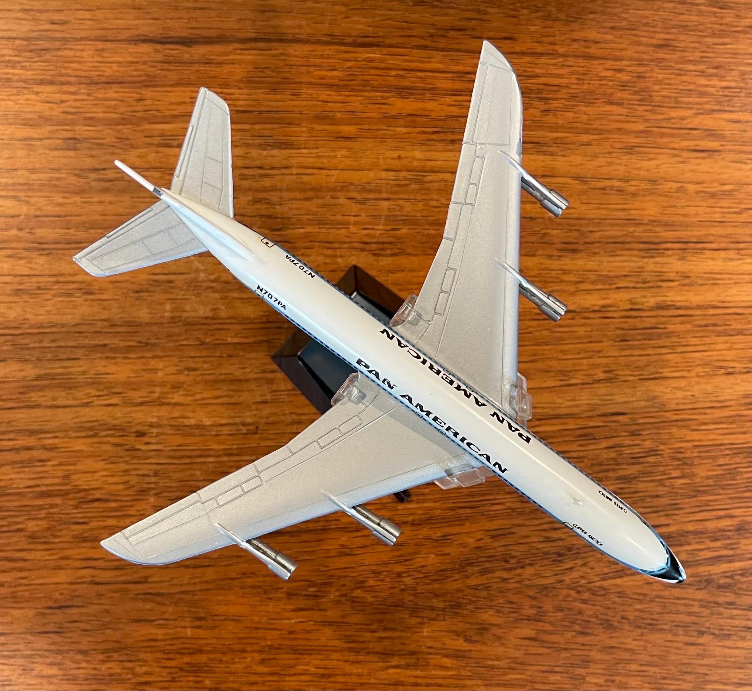 Pan American Airlines Boeing 707 Jetliner / Airplane Contractor Desk Model 4