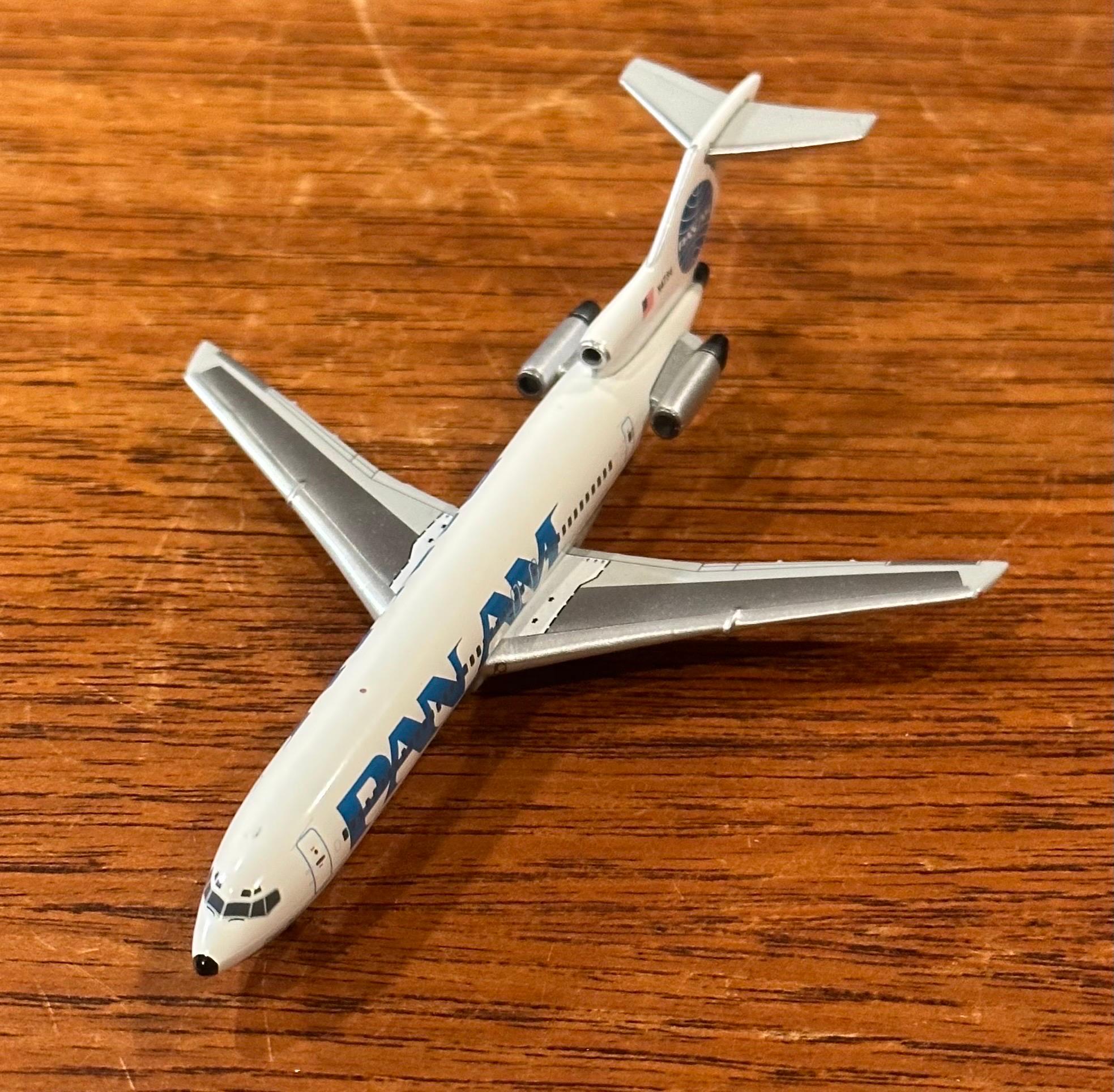20th Century Pan American Airlines Jetliner / Airplane Die Cast Paperweight Model