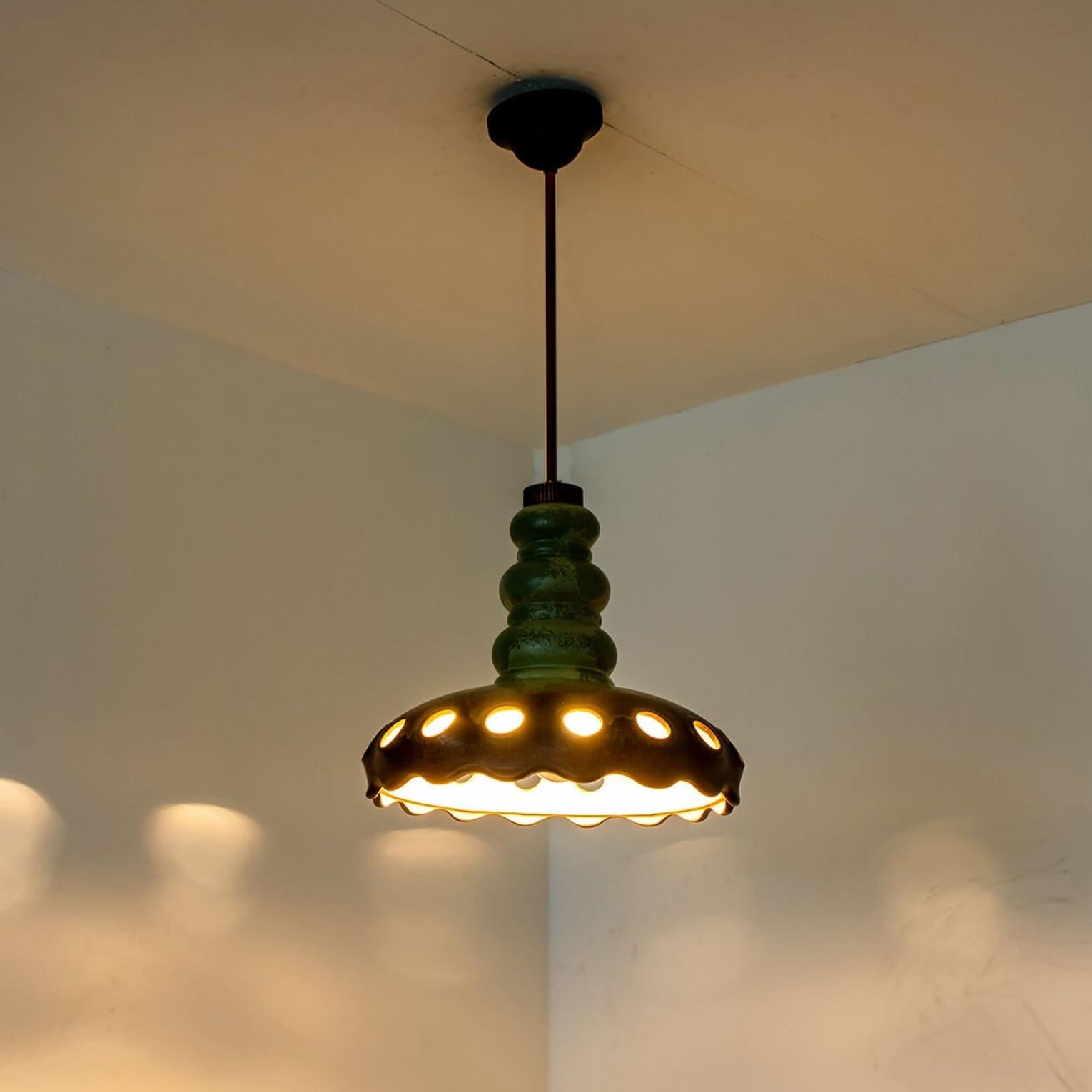Lampada a sospensione in ceramica Greene & Greene Greene, Germania, anni Settanta in vendita 2