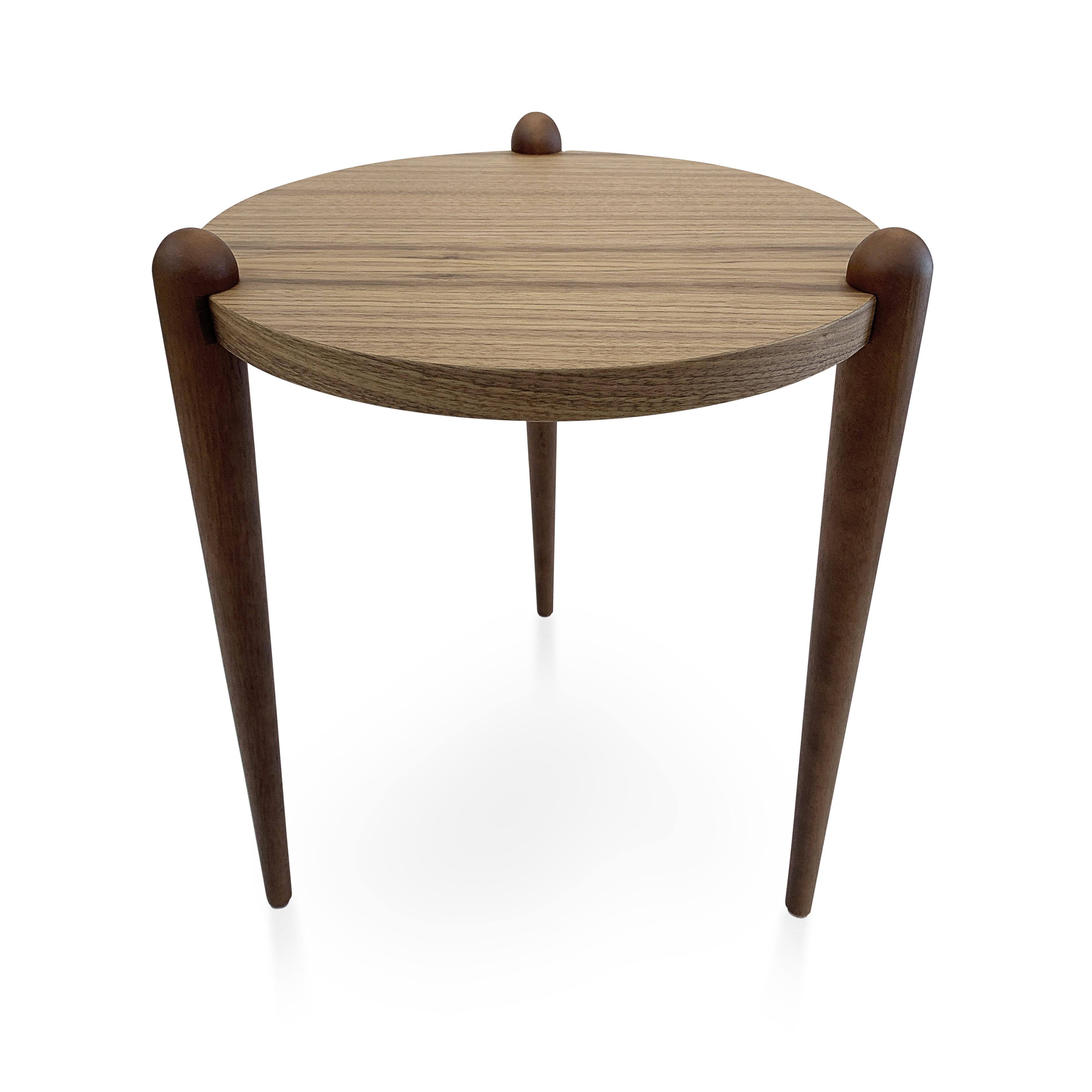 Pan Side Tables in Walnut Wood Finish, Set of 3 For Sale 10