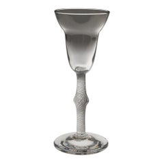 Verre à vin à pied torsadé en forme d'air, avec couvercle en forme de casserole, vers 1750