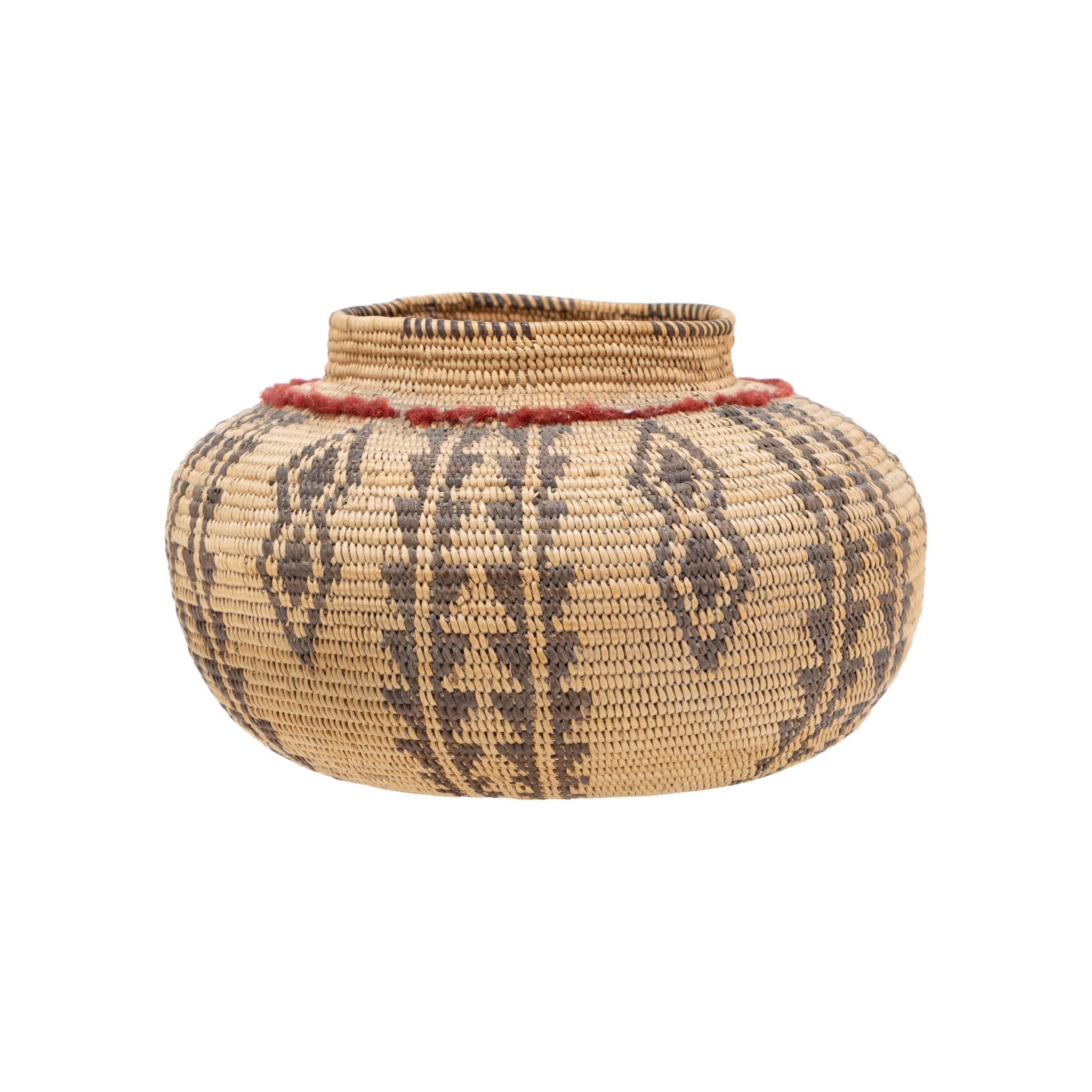 20th Century Panamint Shouldered Basket For Sale