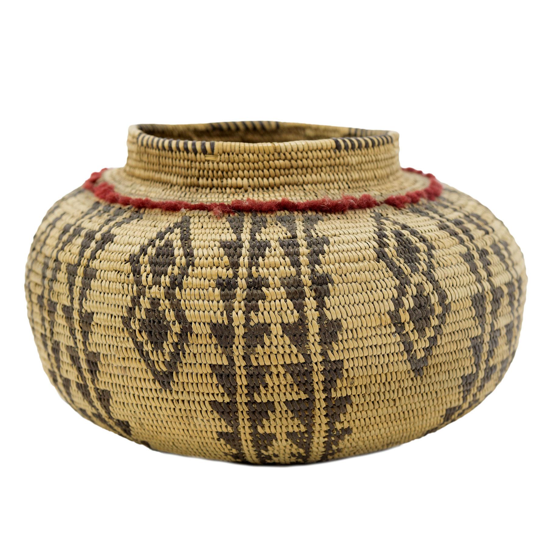 American Panamint Shouldered Basket For Sale