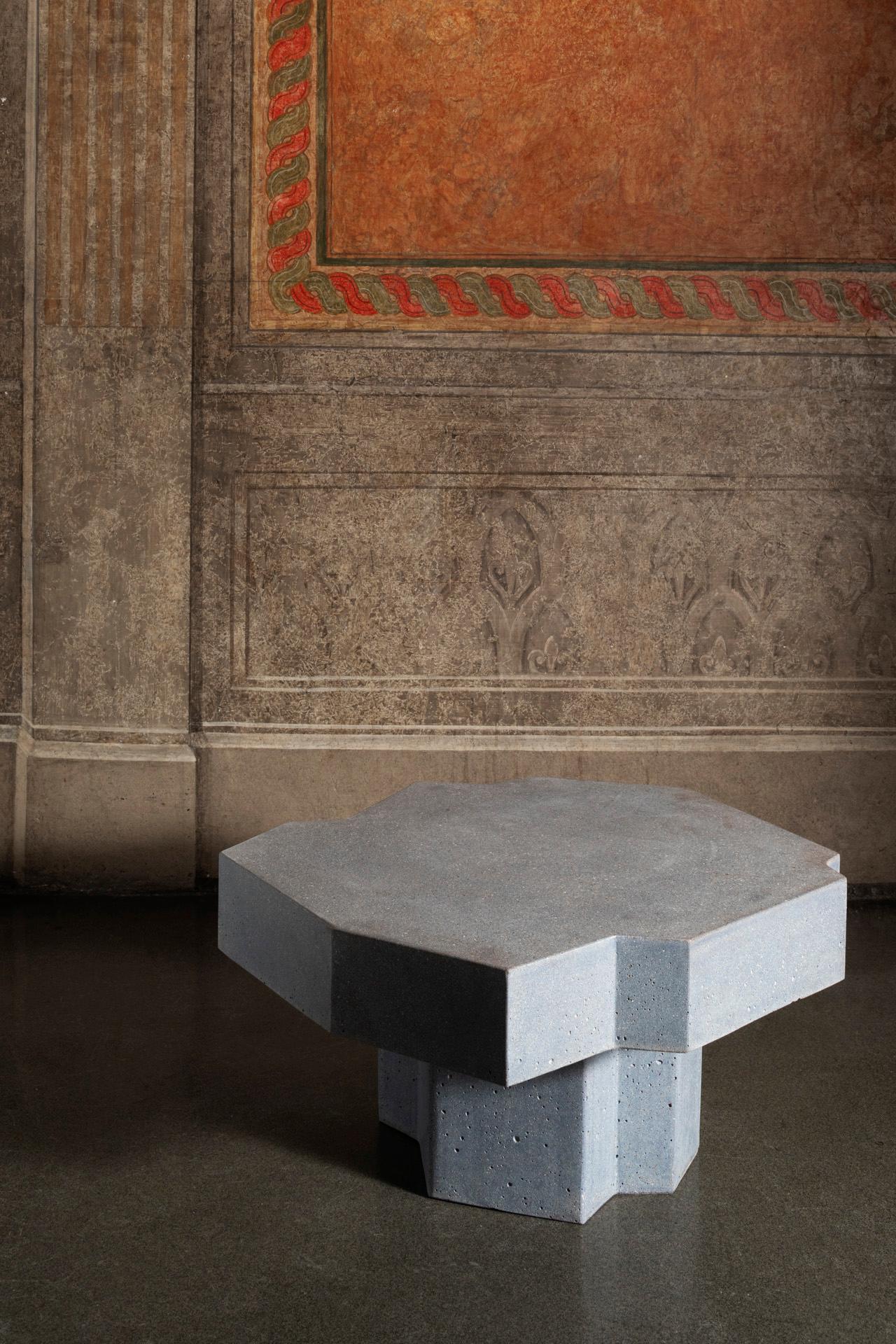 Panarea capsule collection, Basiluzzo coffee table in UHPC cement mortar In New Condition For Sale In Rome, Lazio