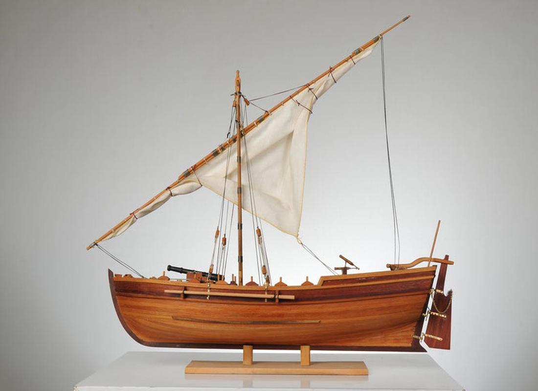 Hand-Crafted Panart Lancia Model Ship, Museum Quality For Sale