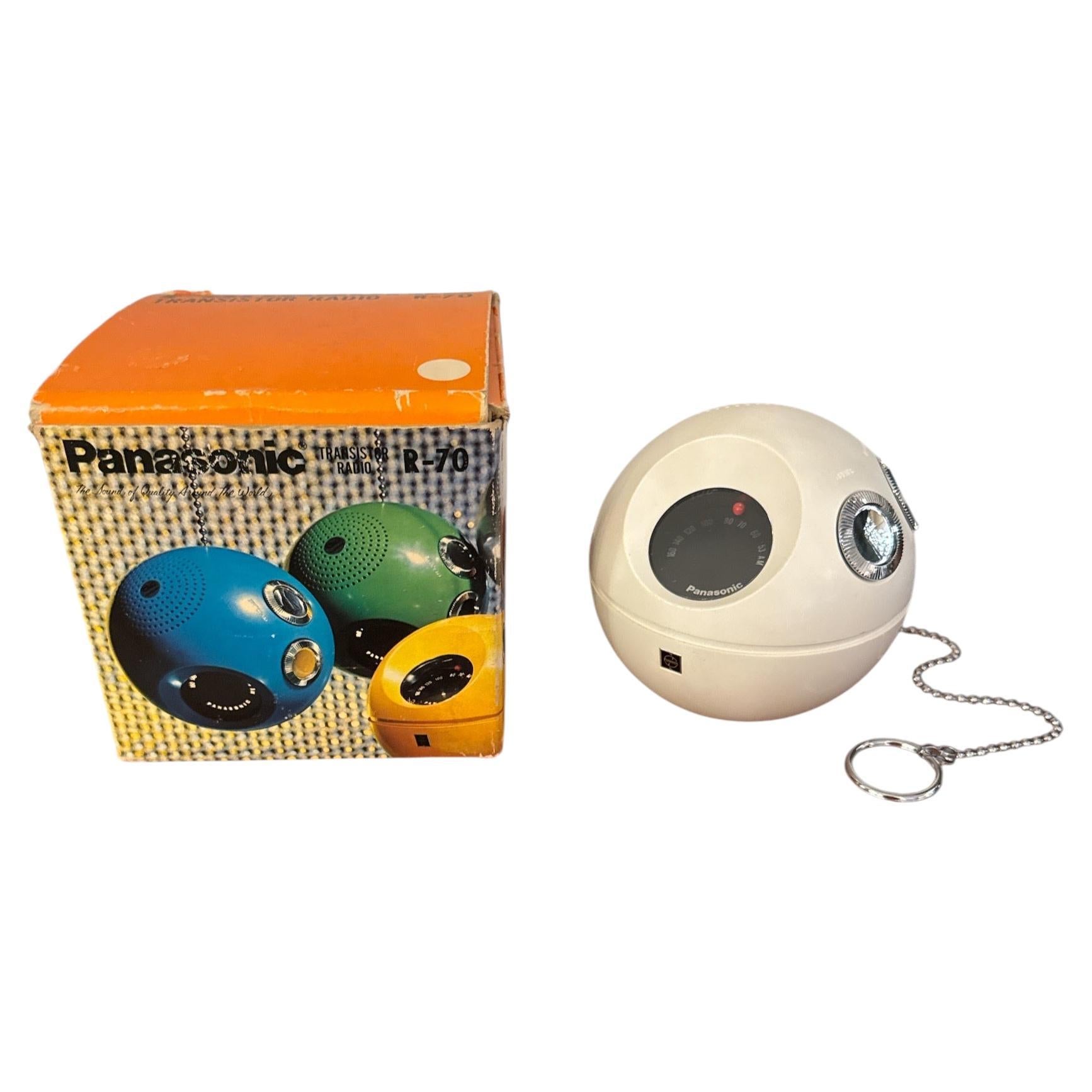 Panasonic Transistor Radio R70
