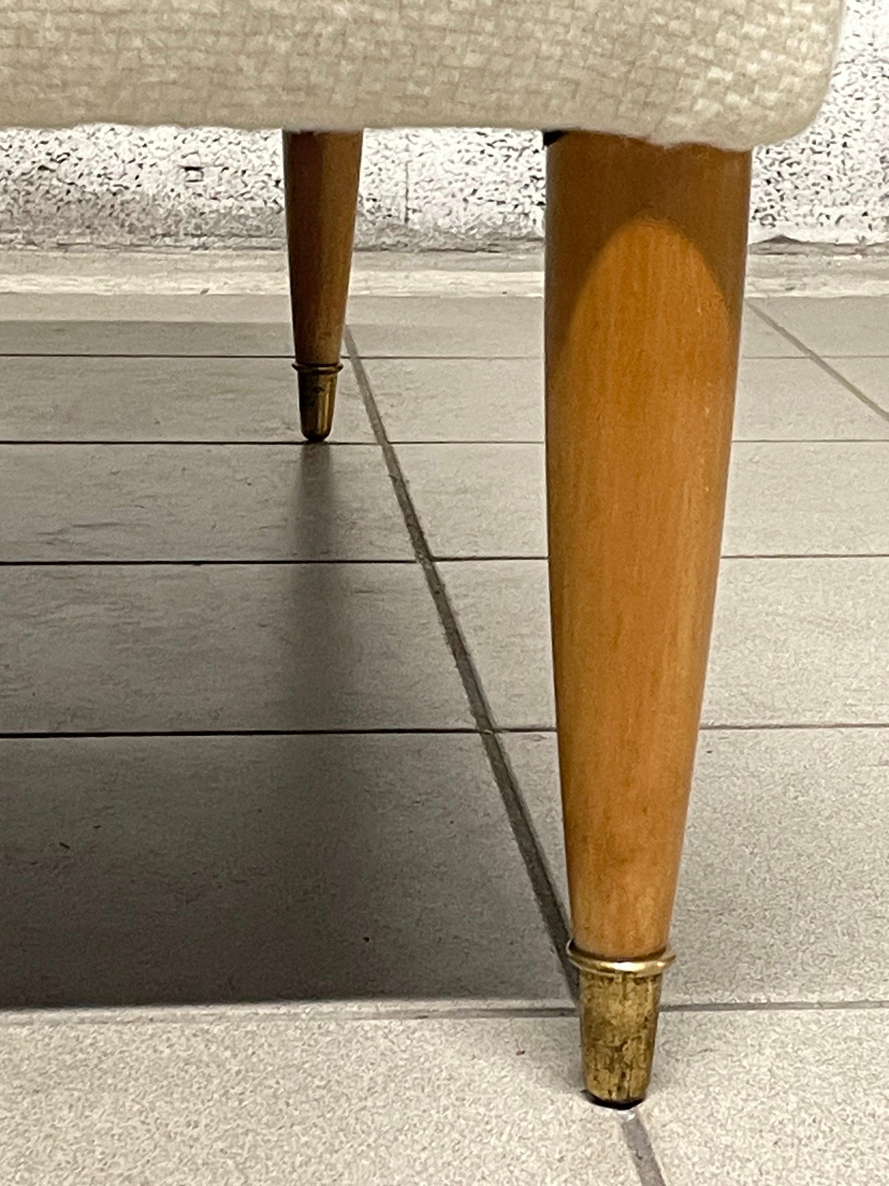 1940s bench made of maple wood and wool For Sale 5