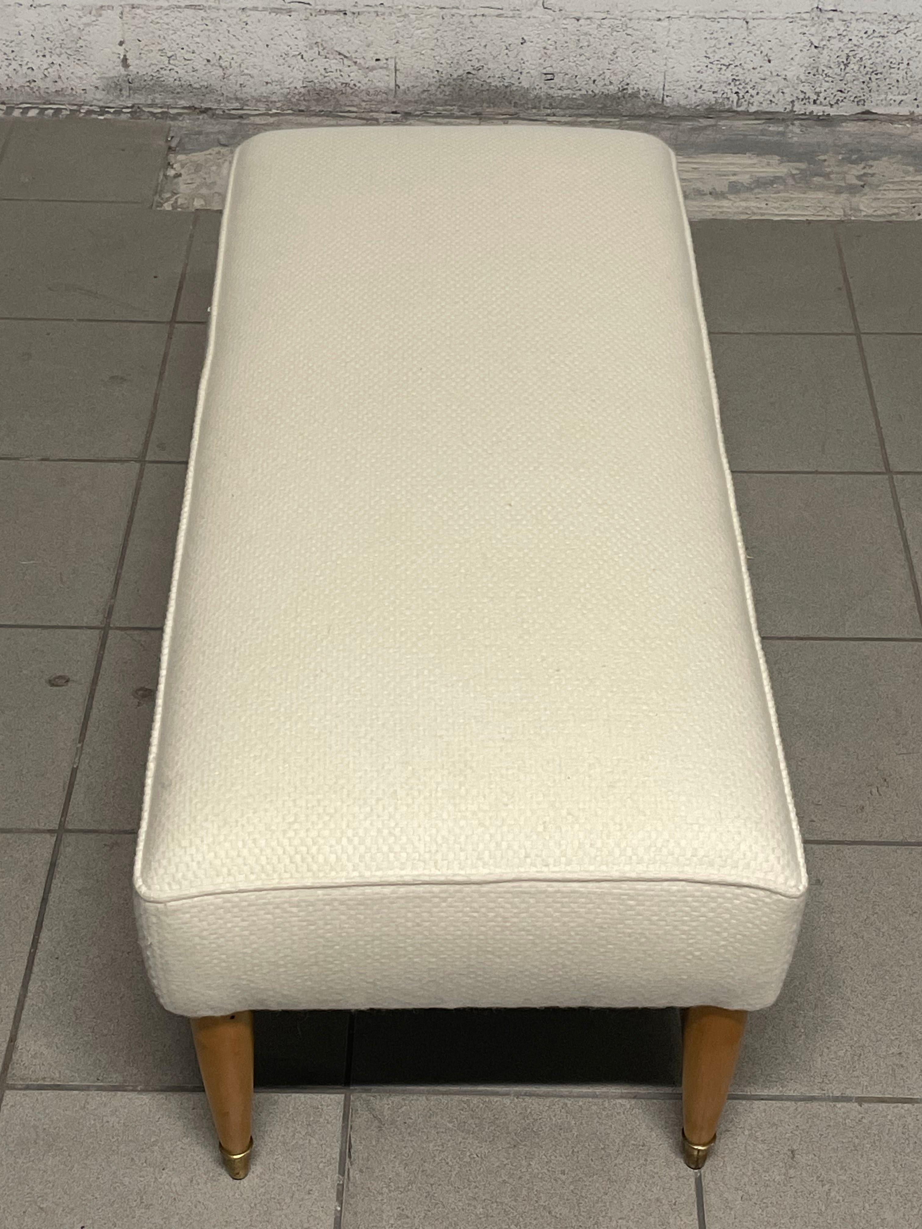 1940s bench made of maple wood and wool For Sale 6