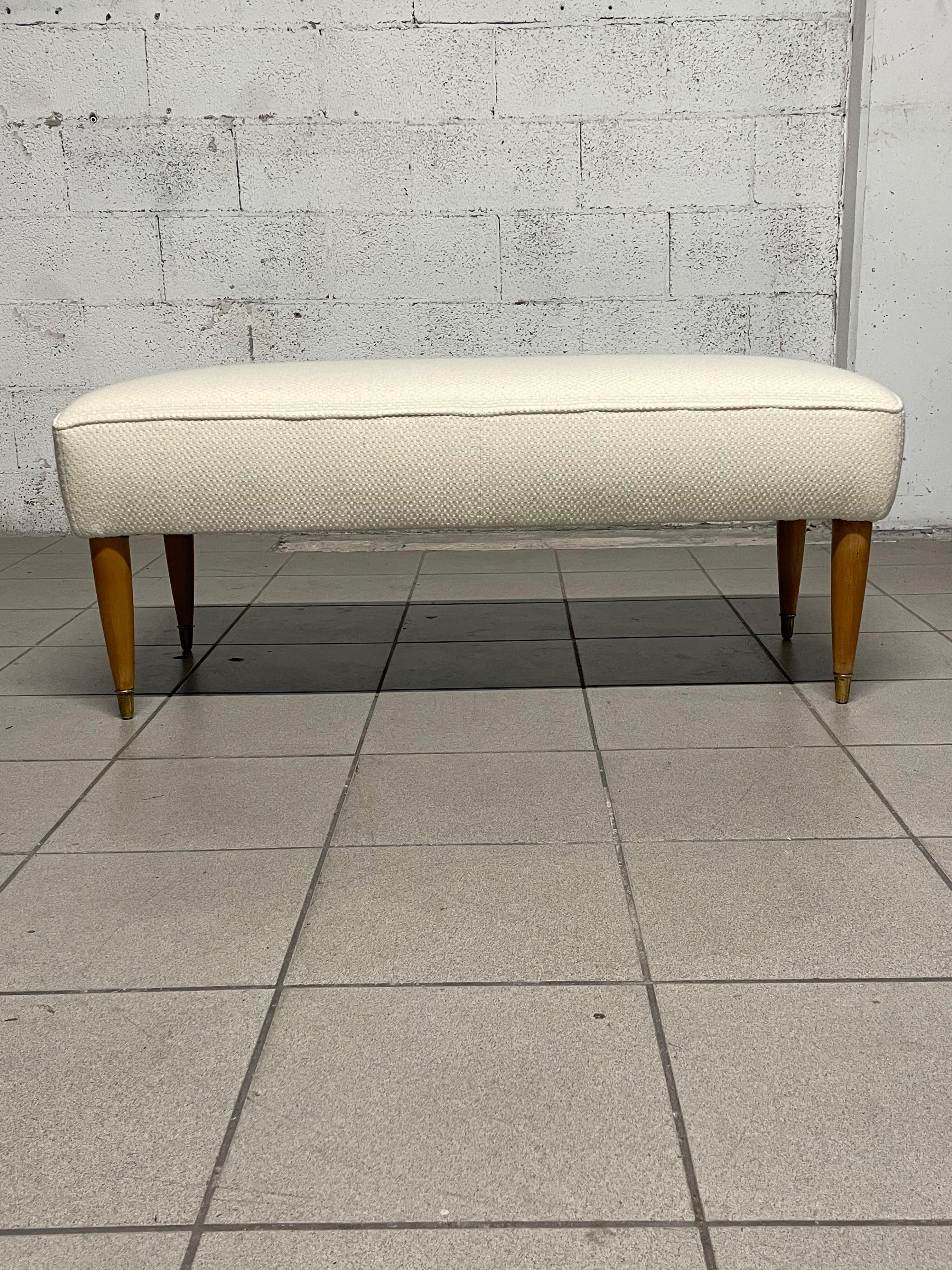 Italian 1940s bench made of maple wood and wool For Sale