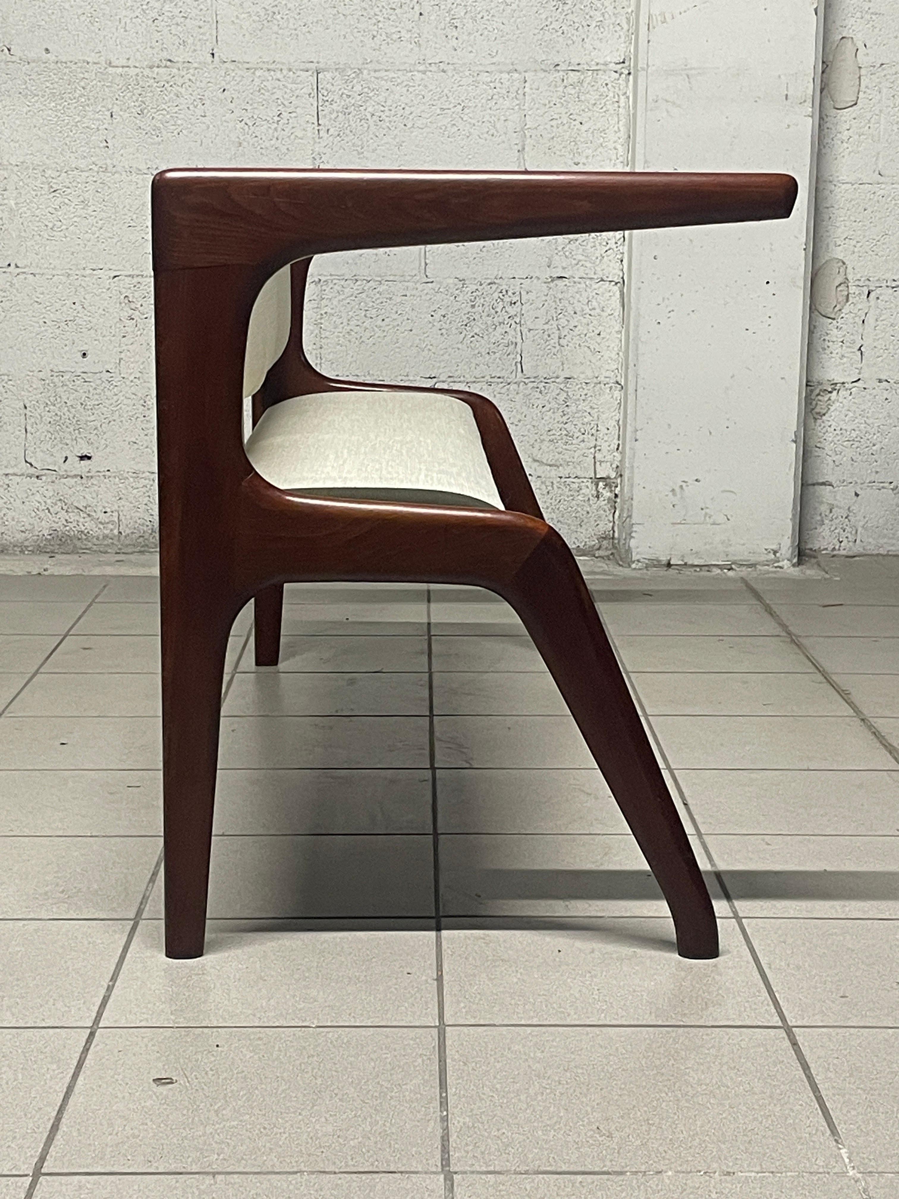Banc des années 1950 en hêtre et tissu en vente 8