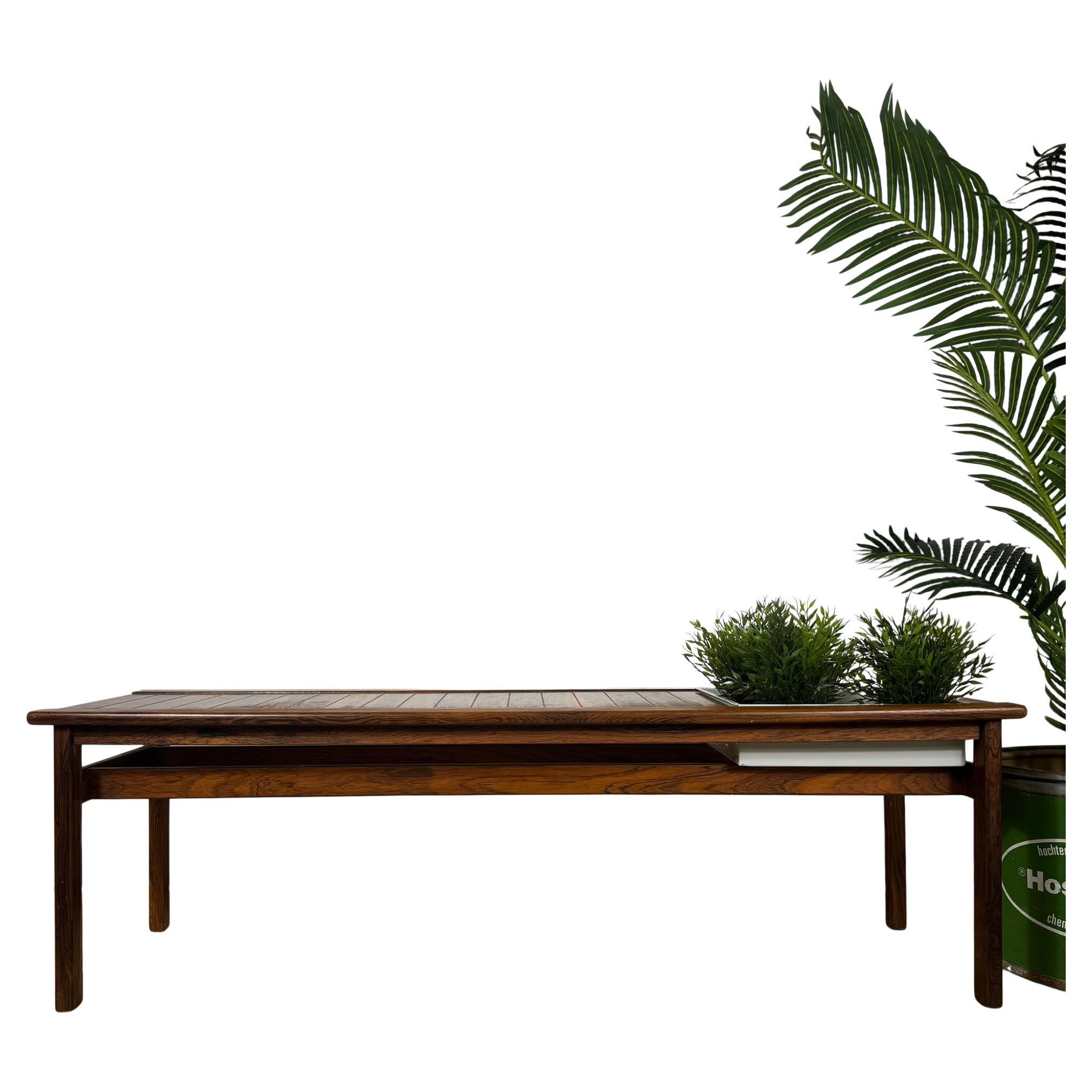 Panca in Palissandro Mid-Century con Porta Piante – Design Scandinavo For Sale