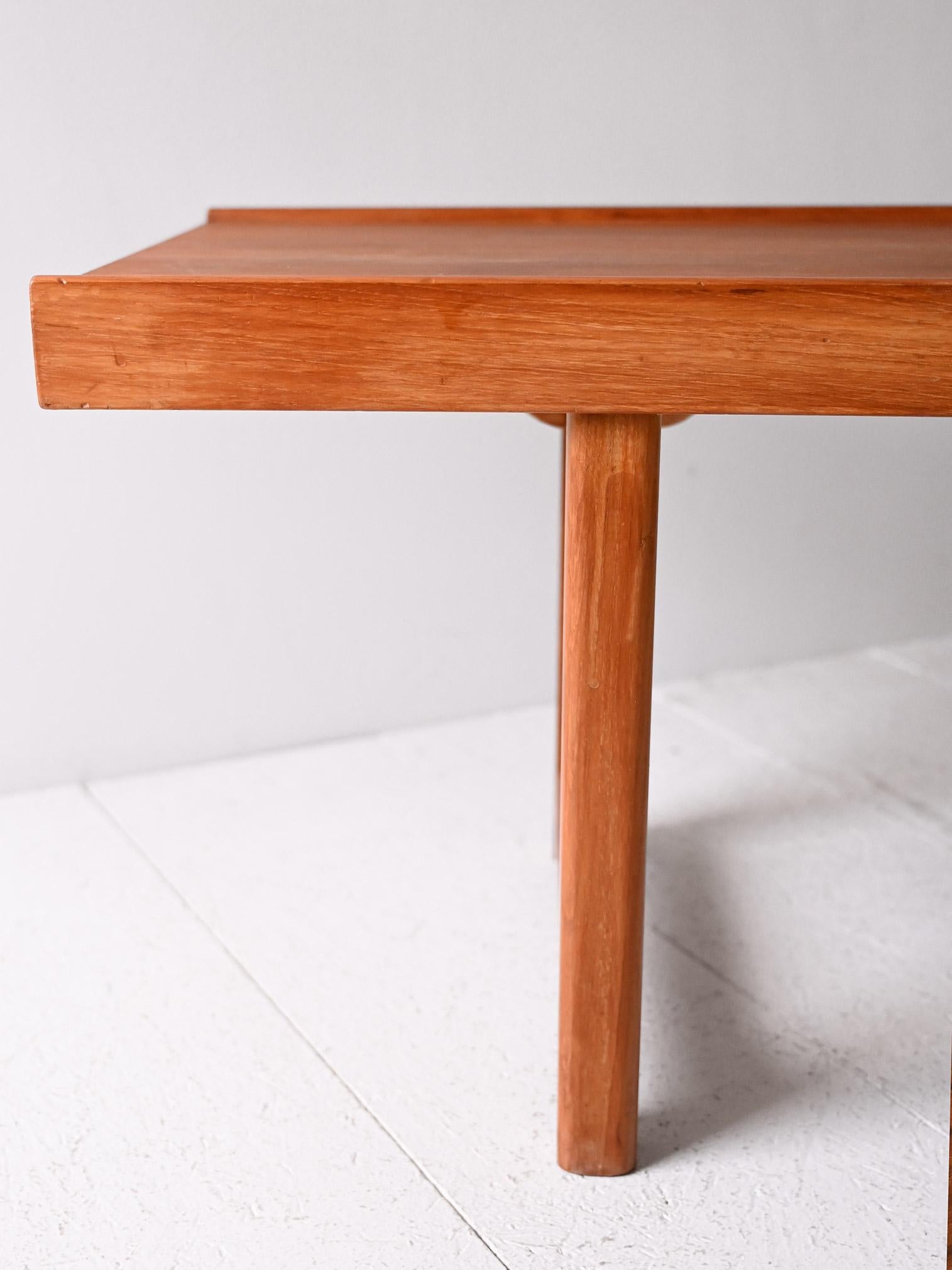 Panca o tavolino scandinavo anni ’50/’60 in teak en venta 1