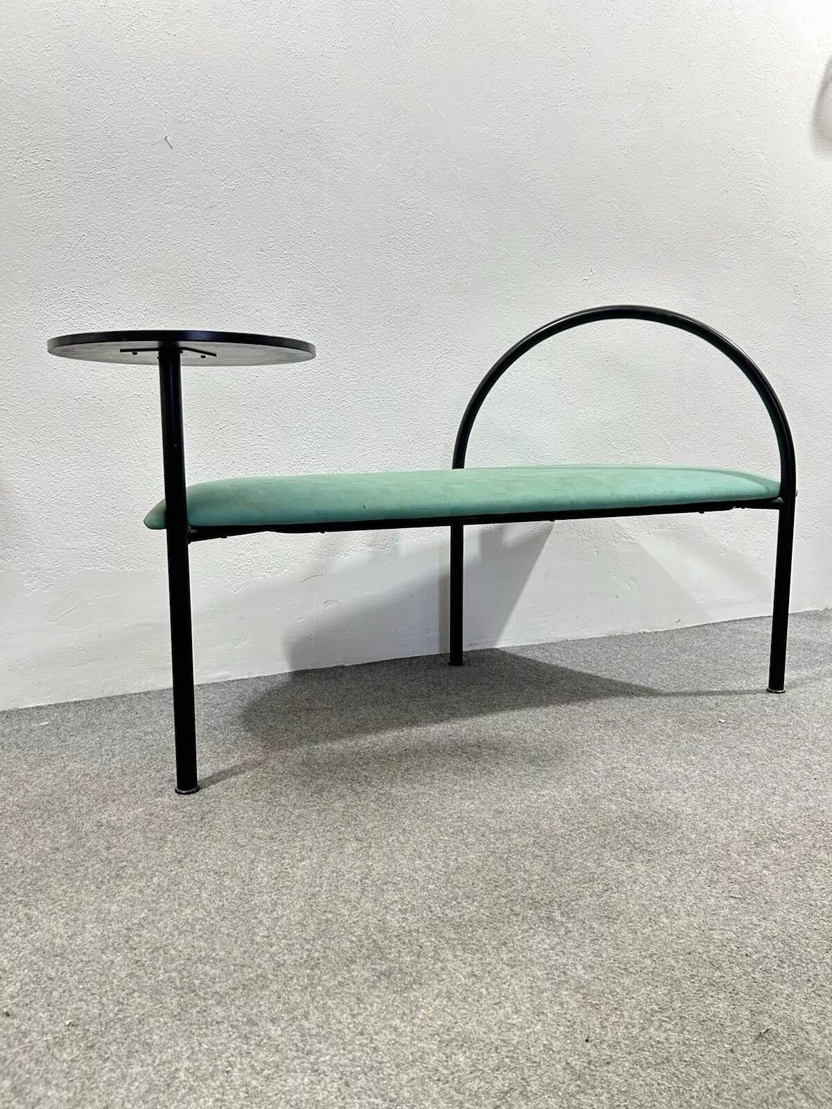 Late 20th Century Banc postmoderne Memphis Style 198O's en vente
