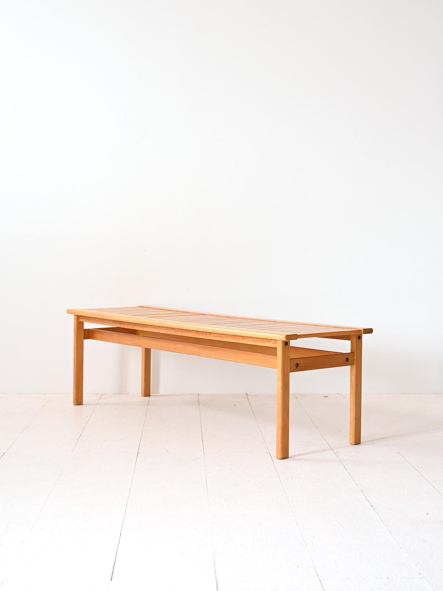 Scandinavian oak bench In Good Condition For Sale In Brescia, IT