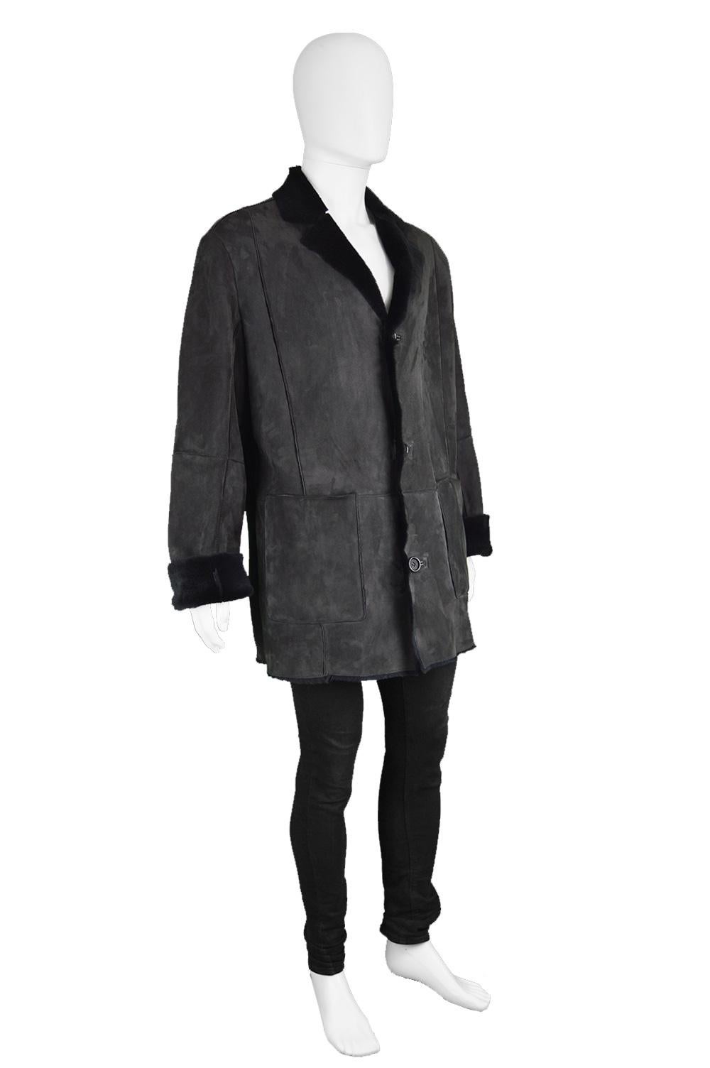 Pancaldi Men's Black Sheepskin Ovine Suede Fur Vintage Coat, 1990s In Excellent Condition For Sale In Doncaster, South Yorkshire