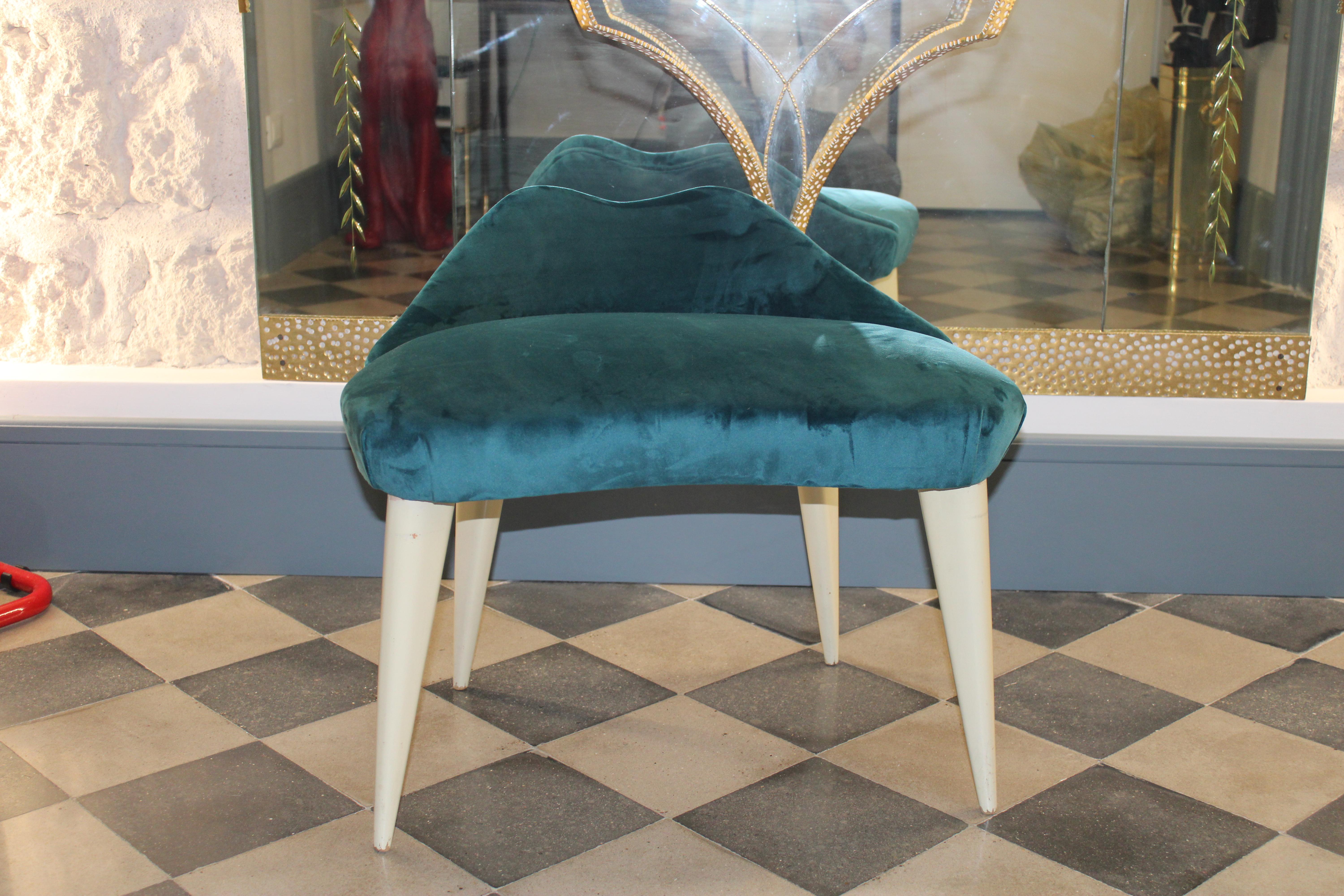 Mid-Century Modern Vittorio Dassi 1950s Green Velvet Sagomata Bench and Lacquered Feet Gio Ponti For Sale