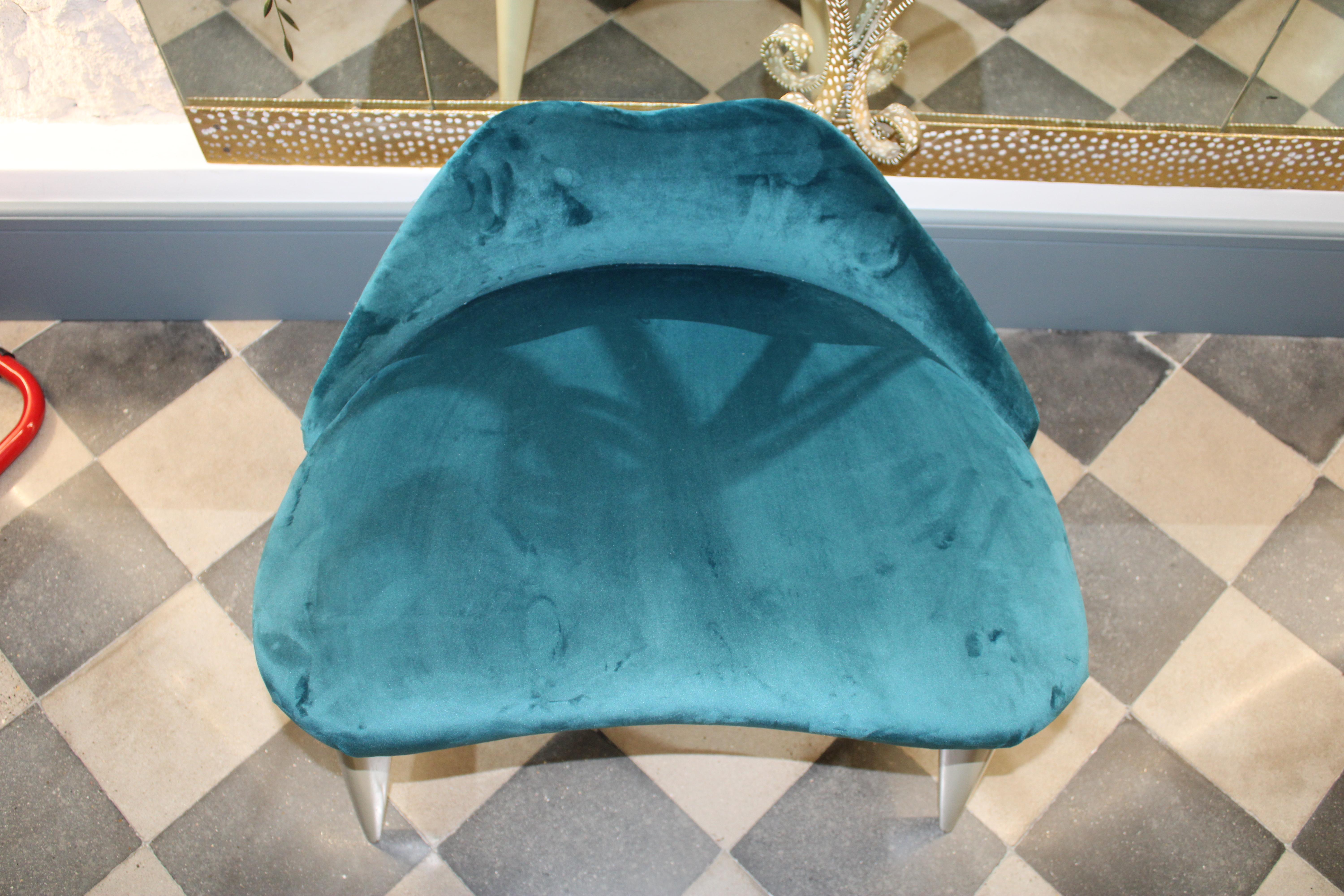 Vittorio Dassi 1950s Green Velvet Sagomata Bench and Lacquered Feet Gio Ponti In Good Condition For Sale In Palermo, Sicily