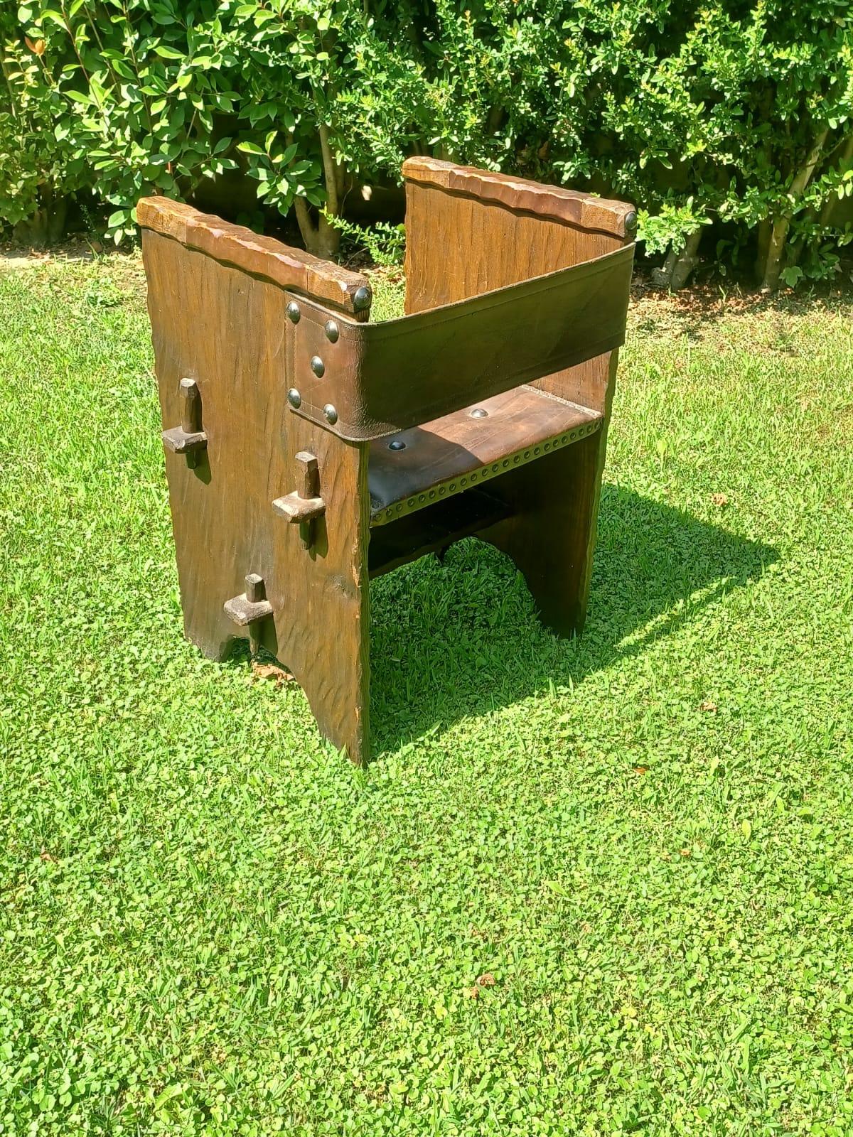 Sillón Brutalista Banco 20th Century en venta