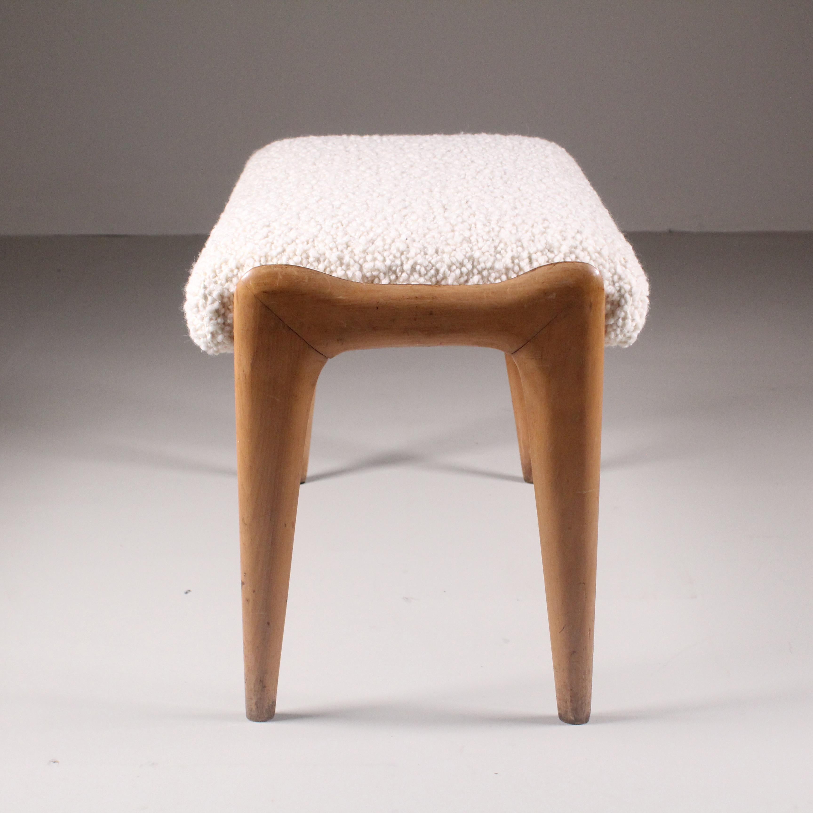 Bench covered in white Bouclé, 1960s For Sale 1