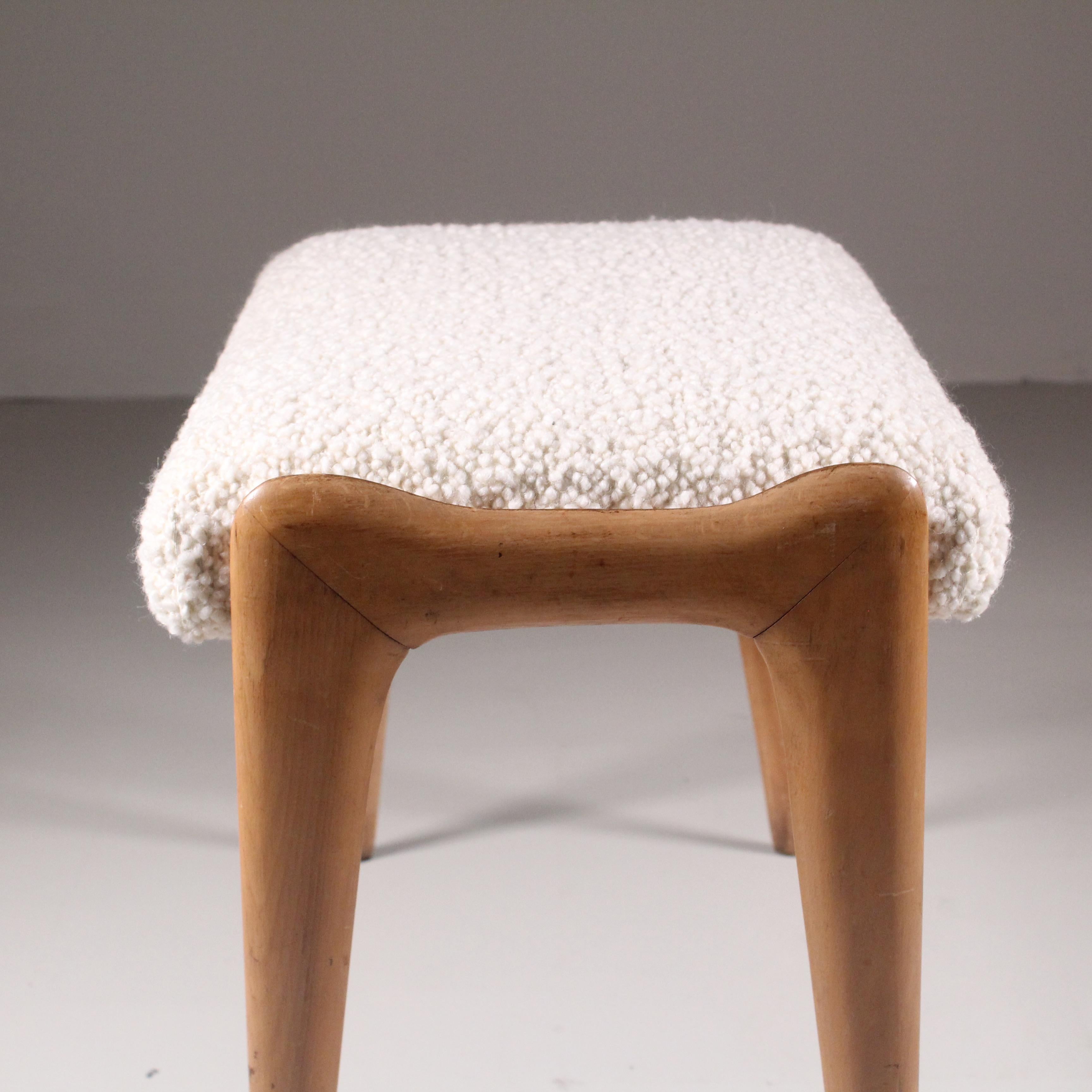 Bench covered in white Bouclé, 1960s For Sale 2