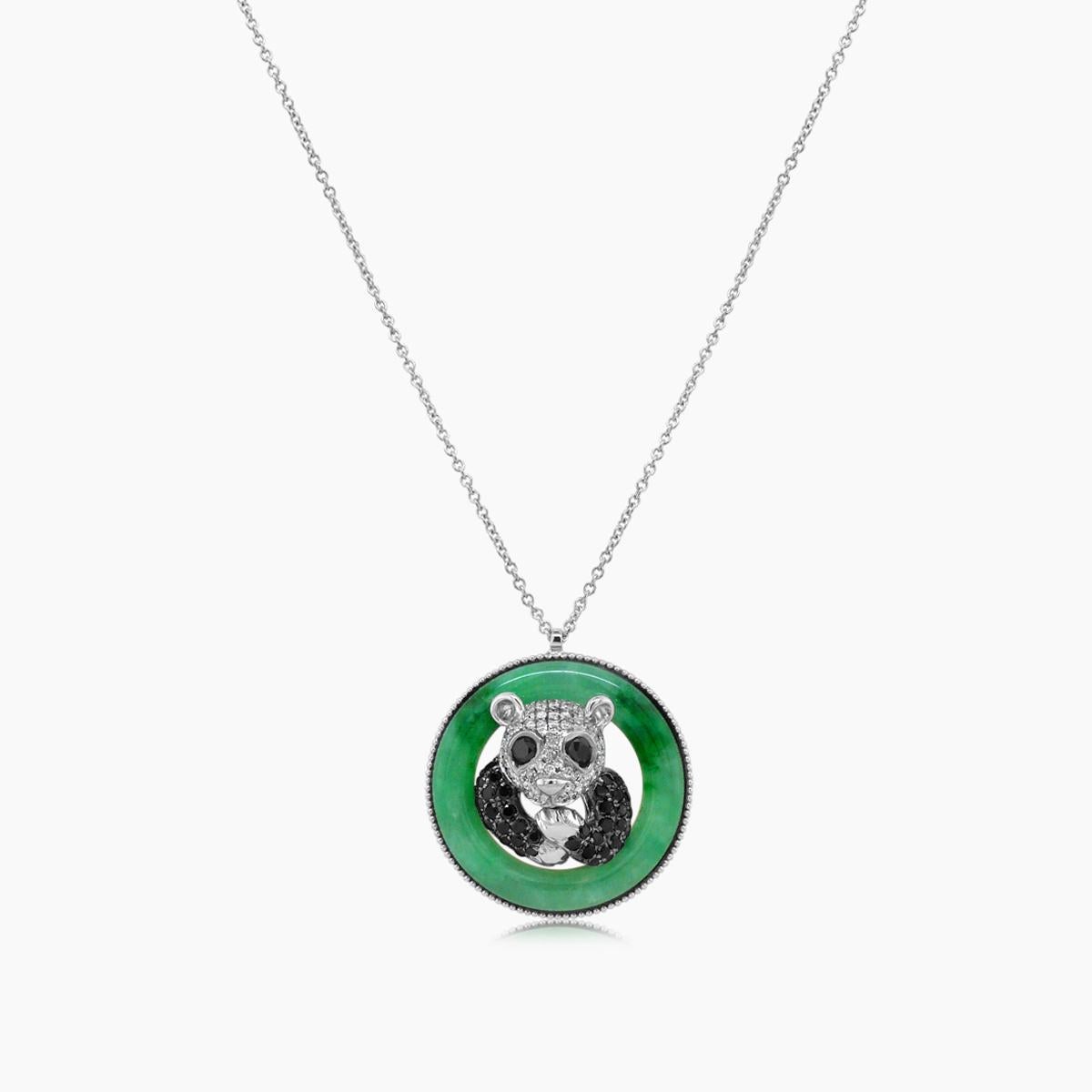 Panda Bär Jade Schwarz & Weiß Diamant 18K Weißgold Anhänger Halskette im Zustand „Neu“ im Angebot in Oakton, VA