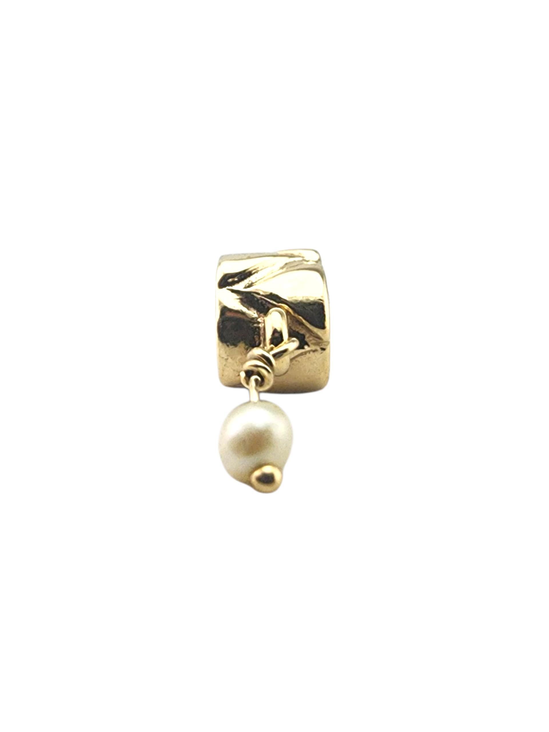 Contemporaneo Pandora Charm penzolante con perle in oro giallo 750219P #23359 in vendita