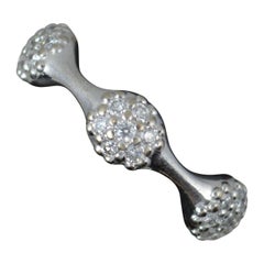 Pandora 18 Karat Weißgold Dreifach Diamant Cluster Love Pods Cluster Band Ring