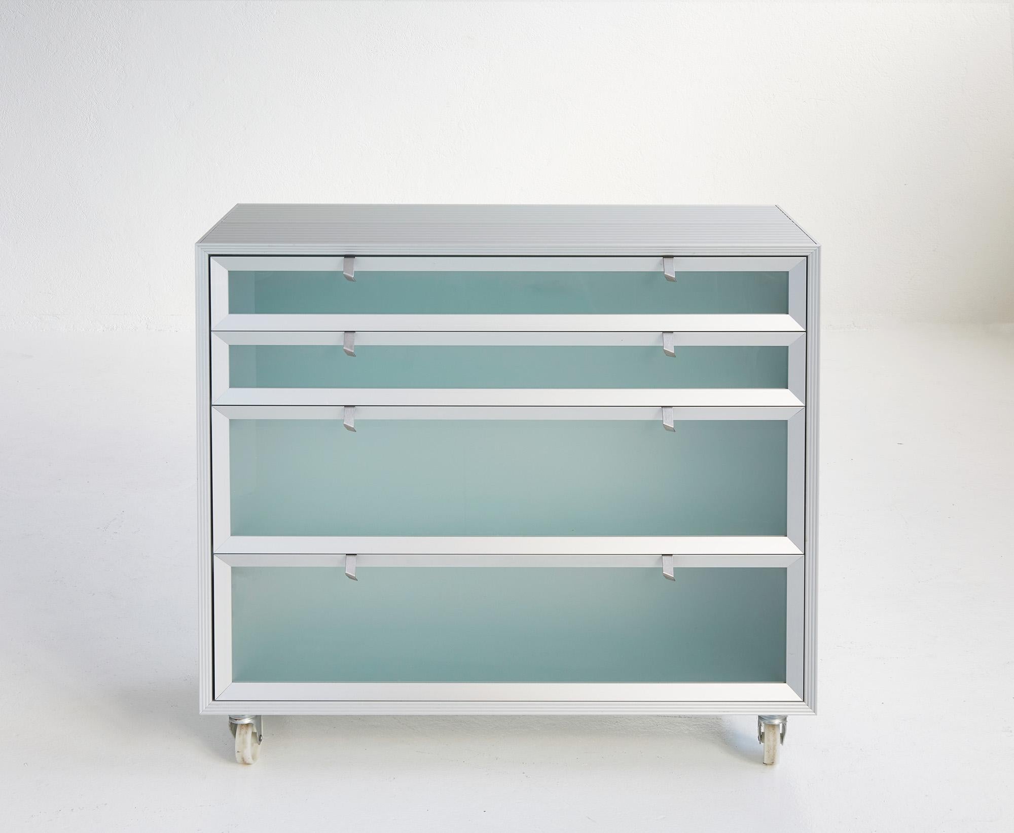 Commode 