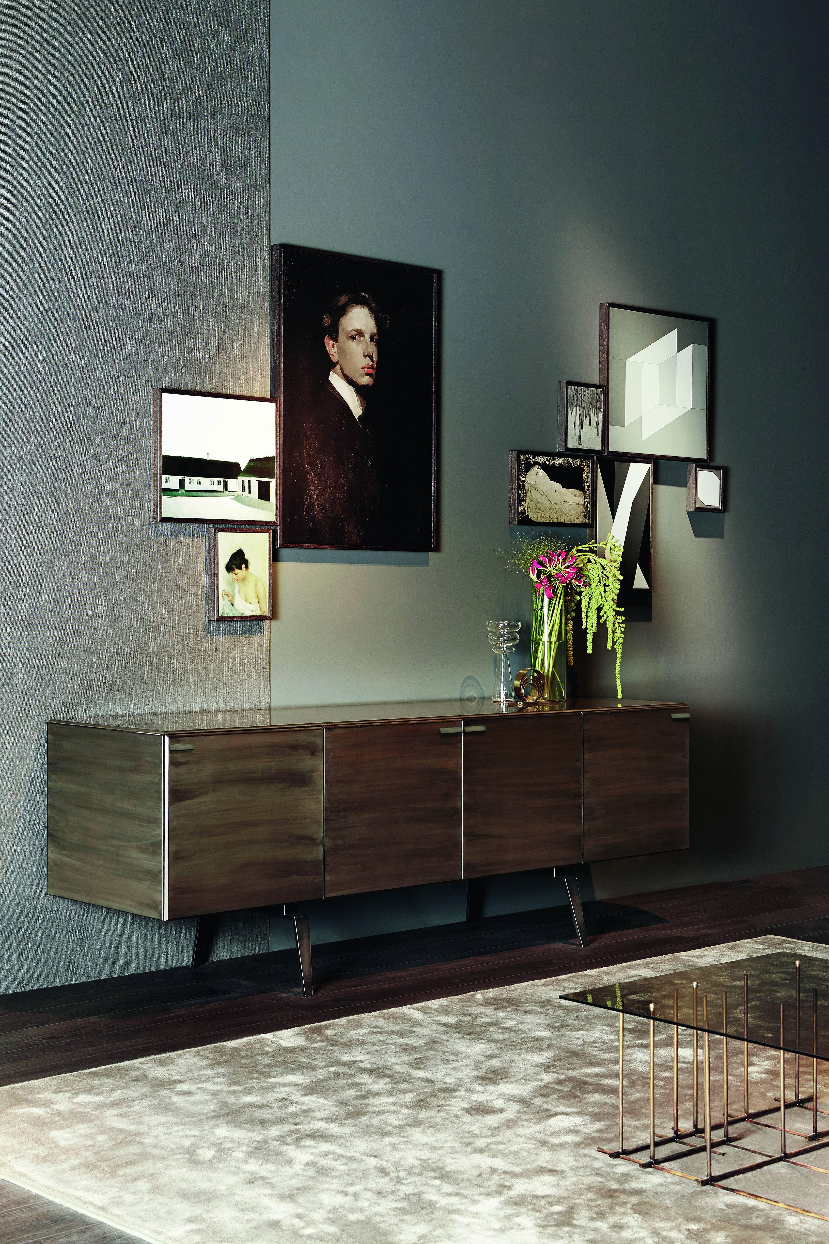 Modern Pandora Credenza in Tempered Glass with Gold Leaf Interior/Numbered Edition For Sale