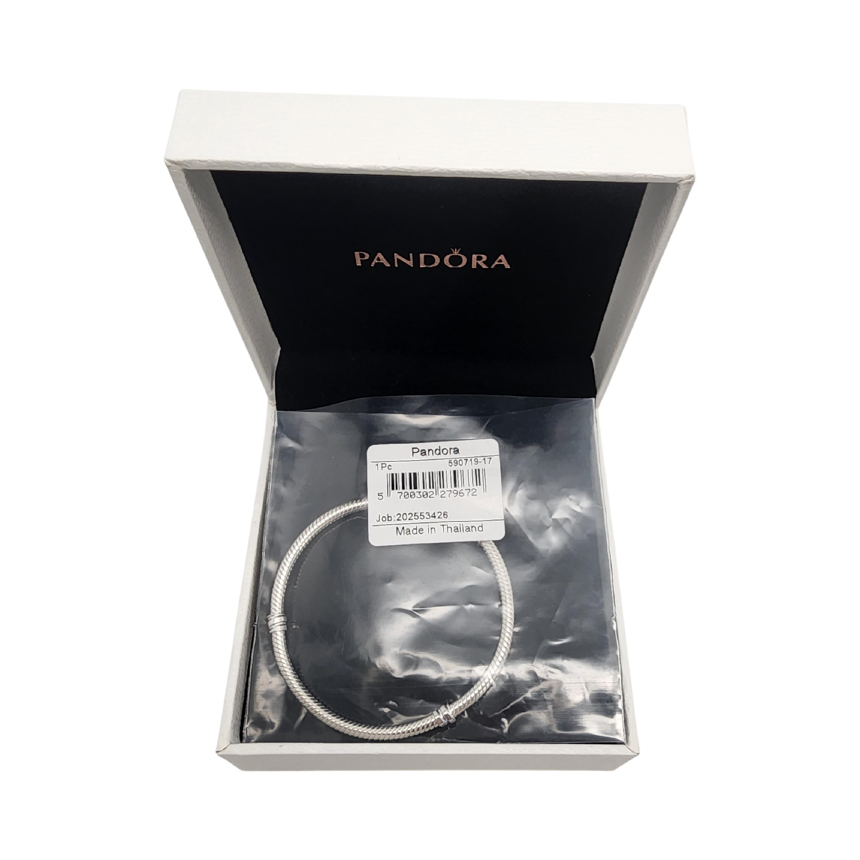Pandora Moments Sterling Silver Heart Clasp Snake Chain Bracelet w/Box #15324 In Good Condition In Washington Depot, CT