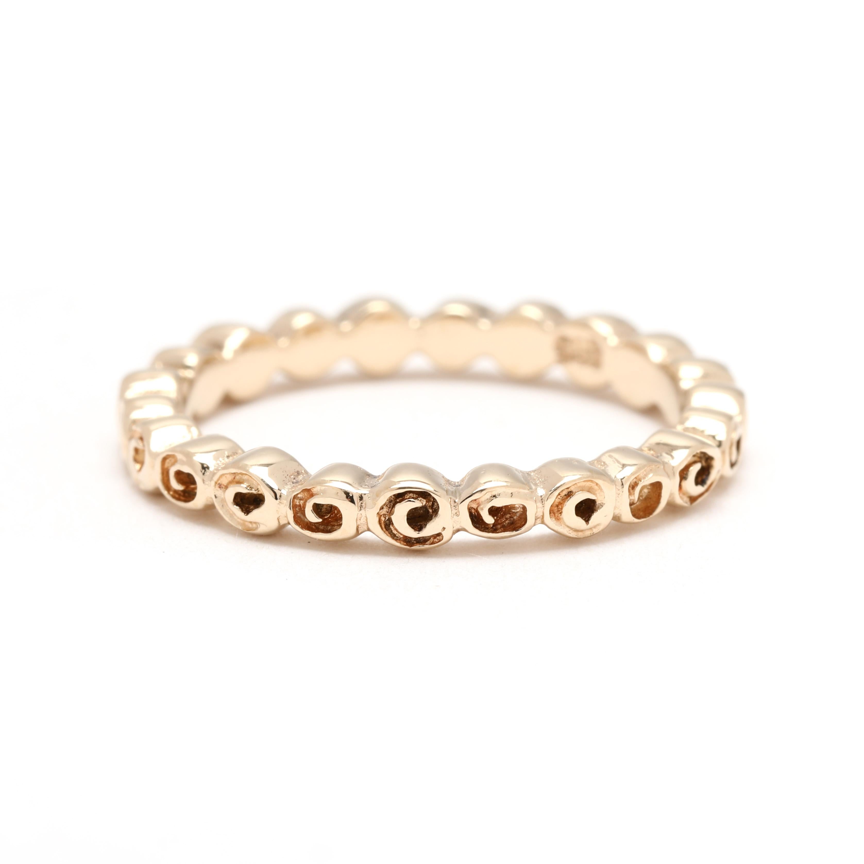 Taille de l'anneau 5.25

Hauteur du doigt : 2 mm

Largeur : 2.5 mm

Poids : 1,4 dwts. / 2,2 grammes

Timbres : 