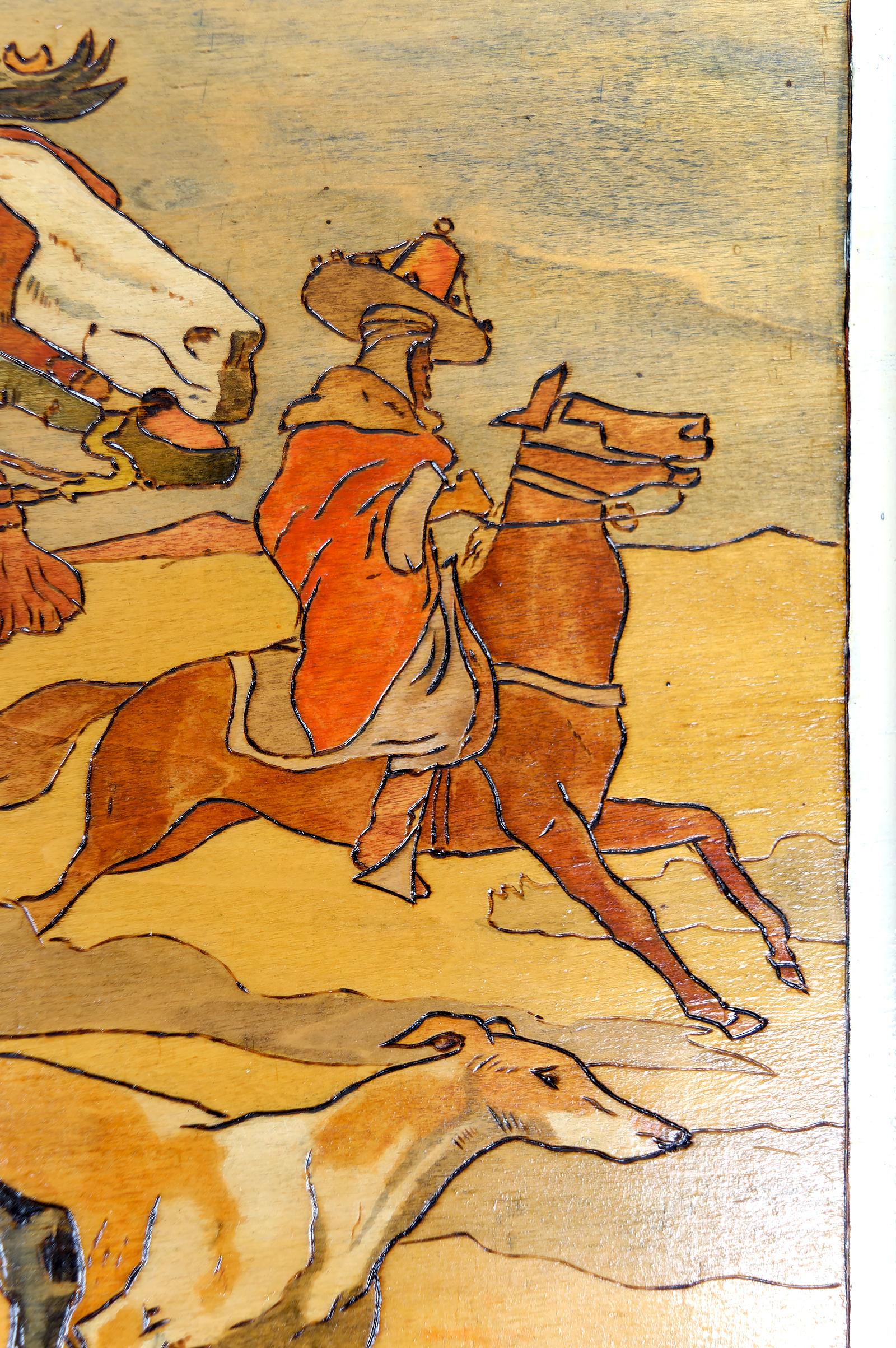 Tafel / Orientalische Pyrographie: Arabische Reiter auf der Jagd mit Falken und Hunden (Handgefertigt) im Angebot