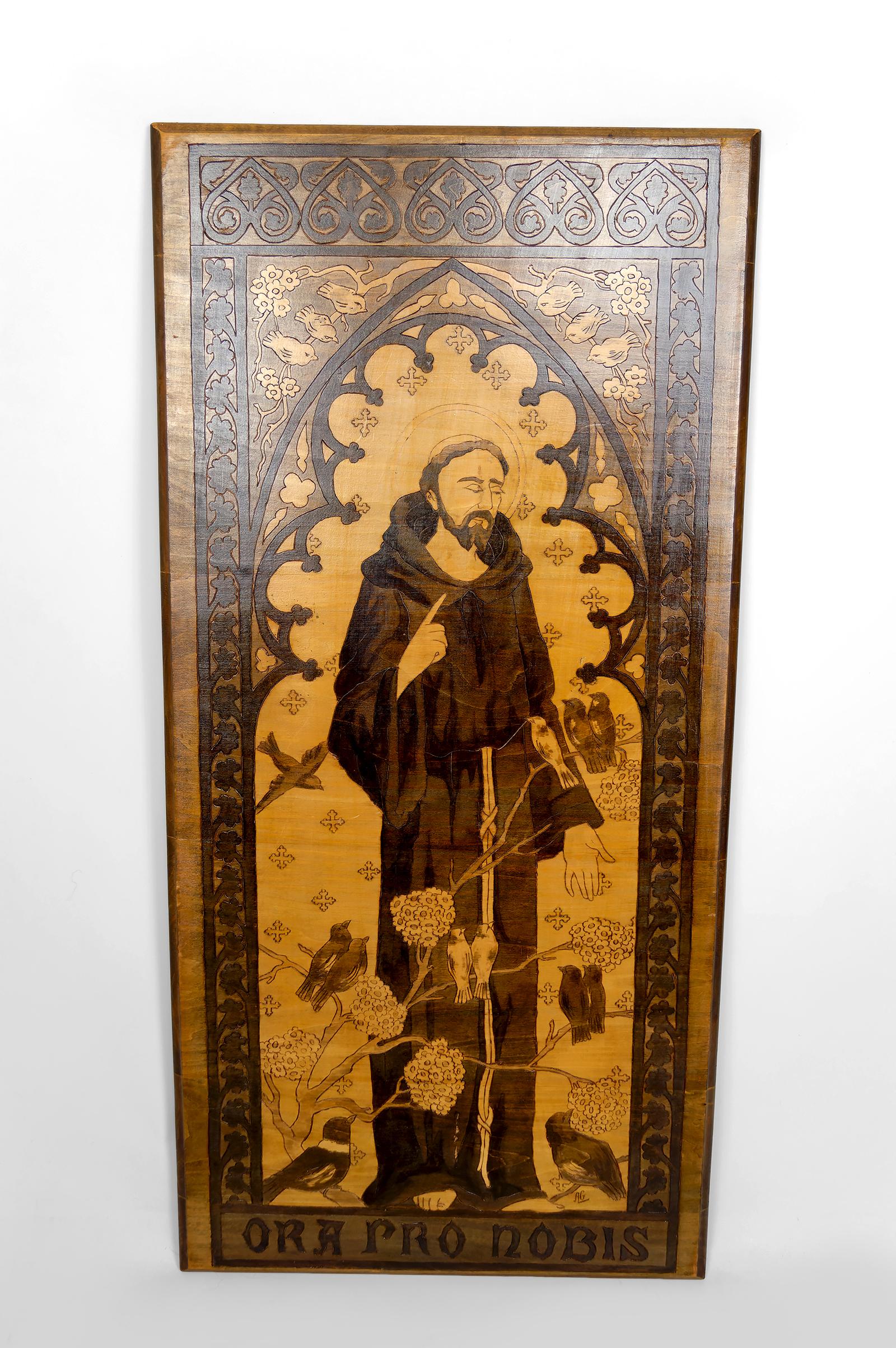 Tafel / Pyrographie, Der heilige Franziskus spricht zu den Vögeln, Gotik Jugendstil 1900er Jahre (Art nouveau) im Angebot