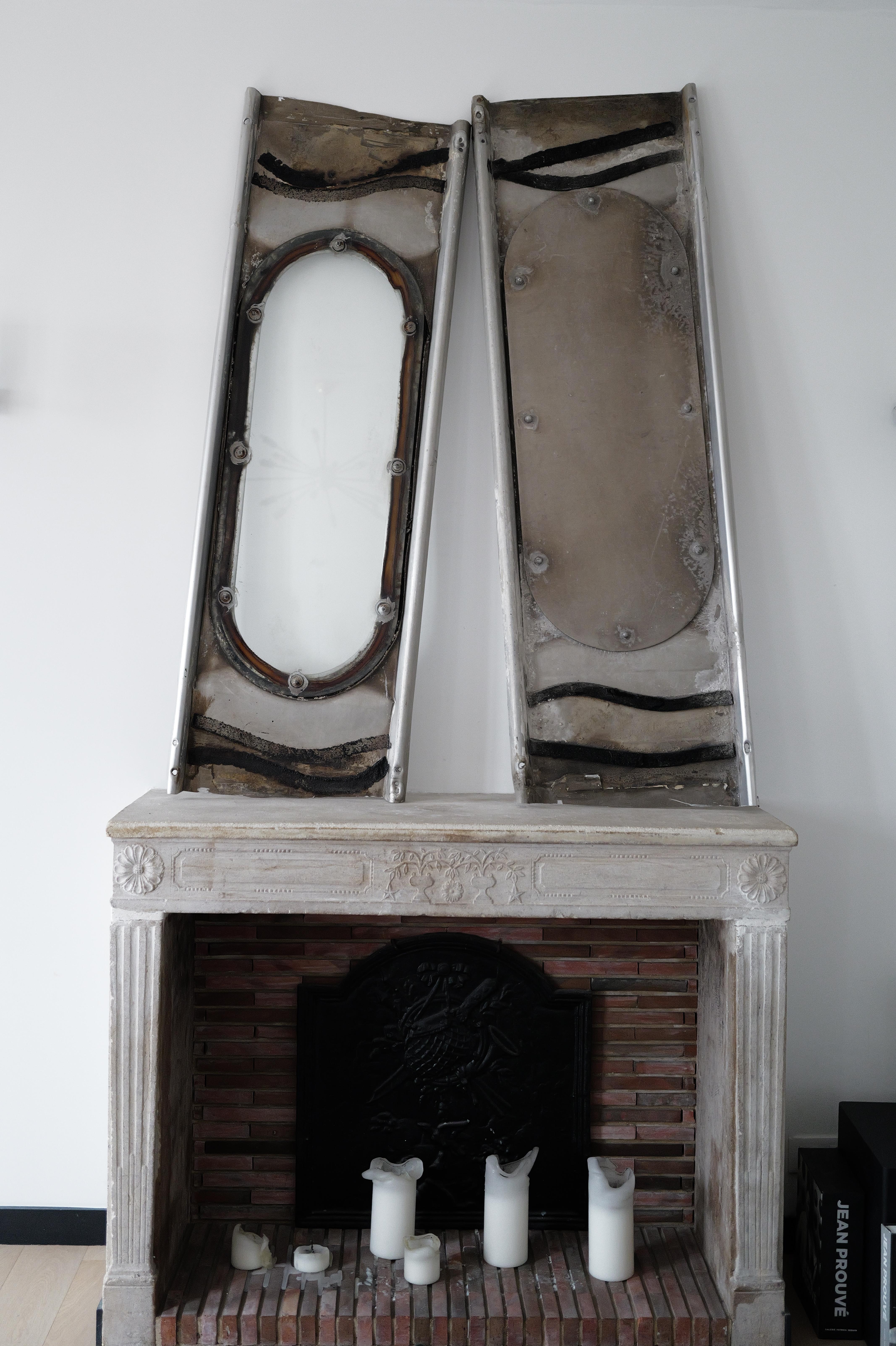 Panel with glass porthole - 1960 Jean Prouvé - Studal For Sale 3