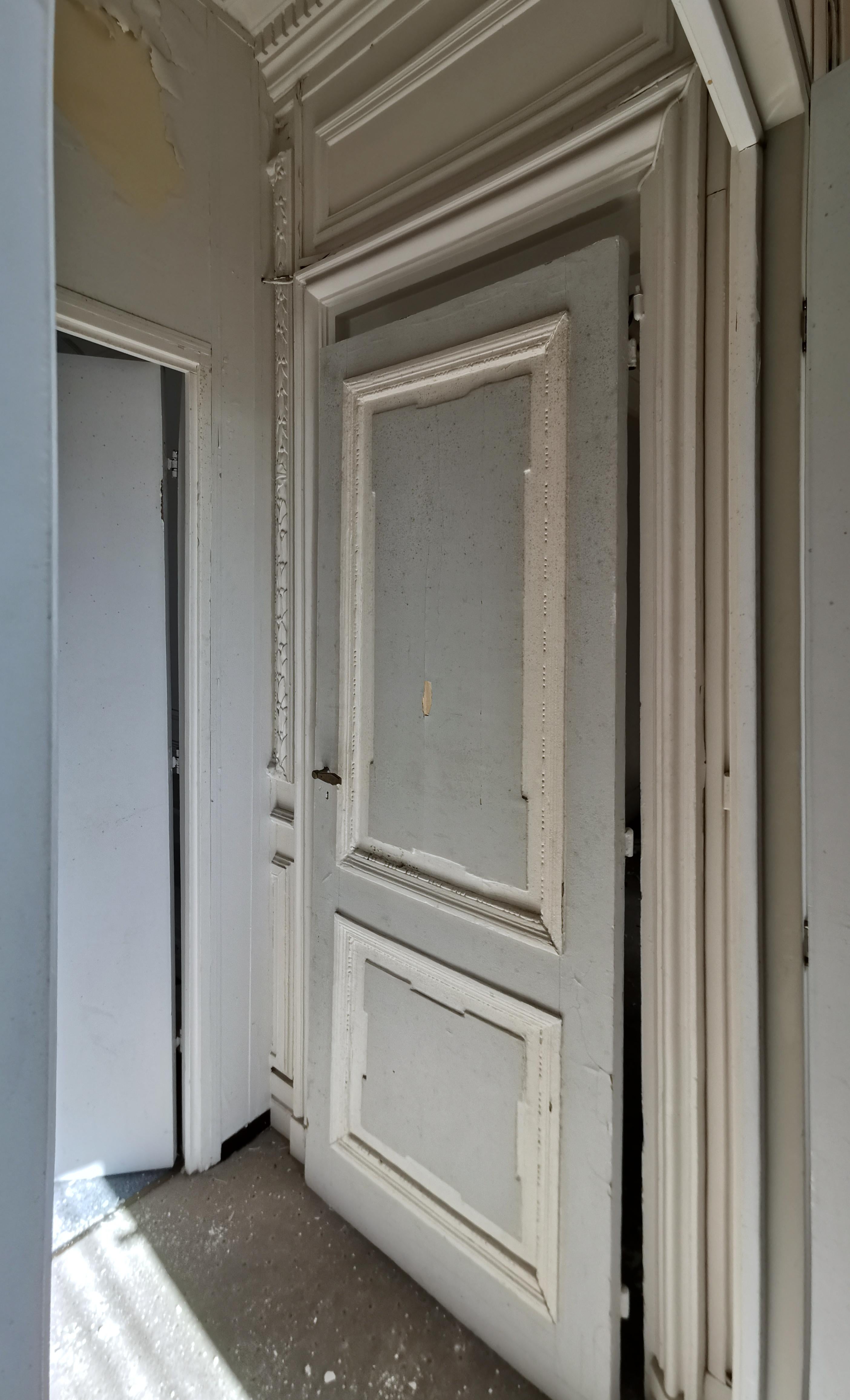 Salle à panneaux néoclassique, période Louis XVI en vente 12