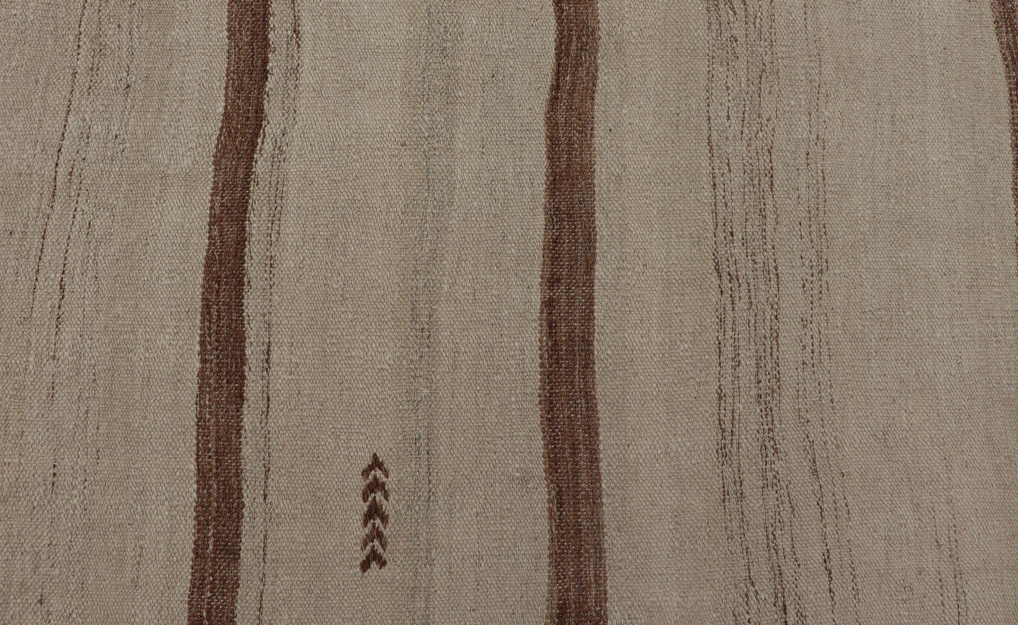 Getäfeltes türkisches Flachgewebe im Vintage-Stil in neutralen Creme- und Brauntönen 8'8 x 11'8 im Zustand „Gut“ im Angebot in Atlanta, GA