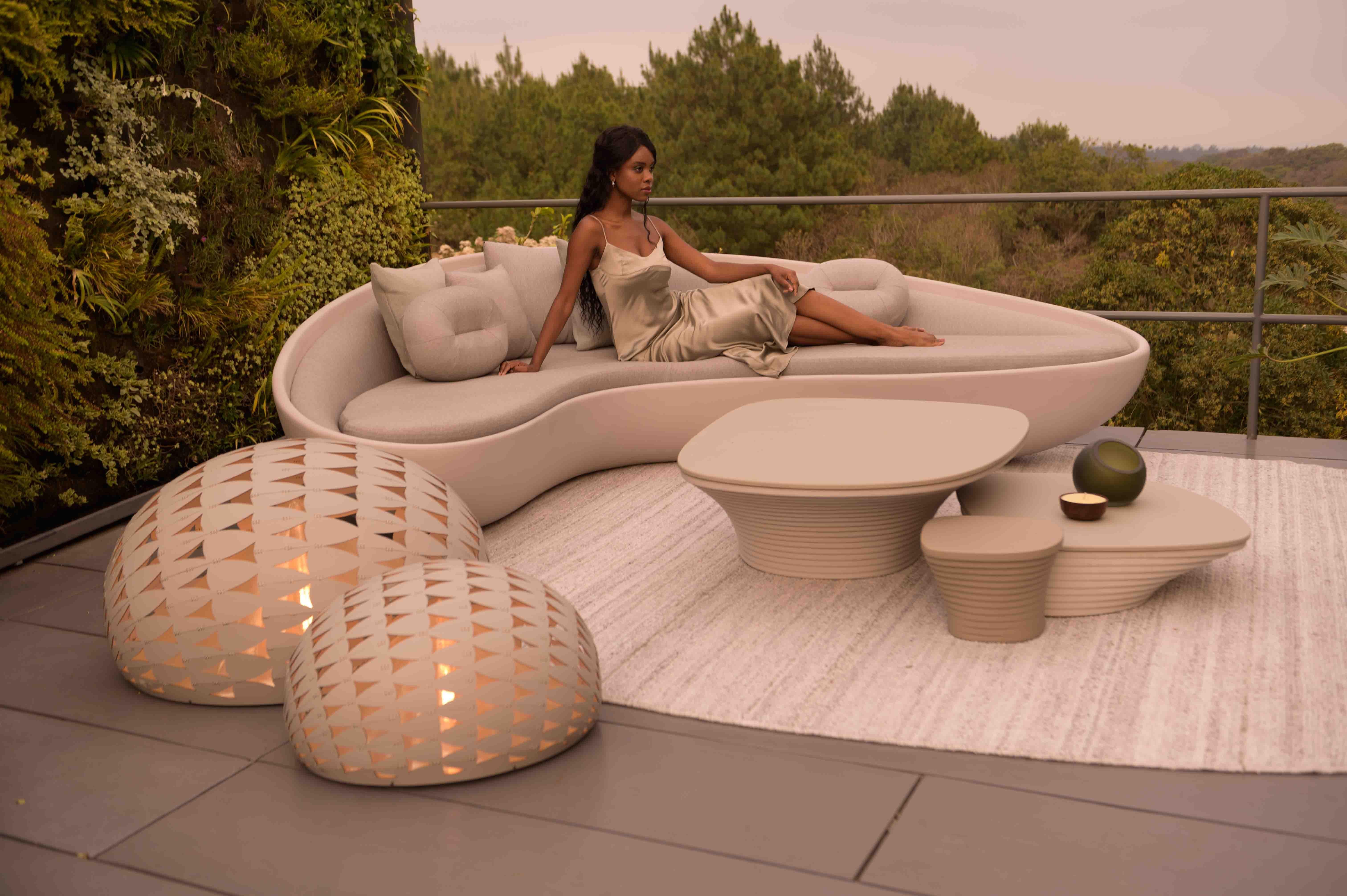 Panelitos Armadillo Large by Piegatto,  a Contemporary Sculptural Lamp In New Condition For Sale In Guatemala, GU