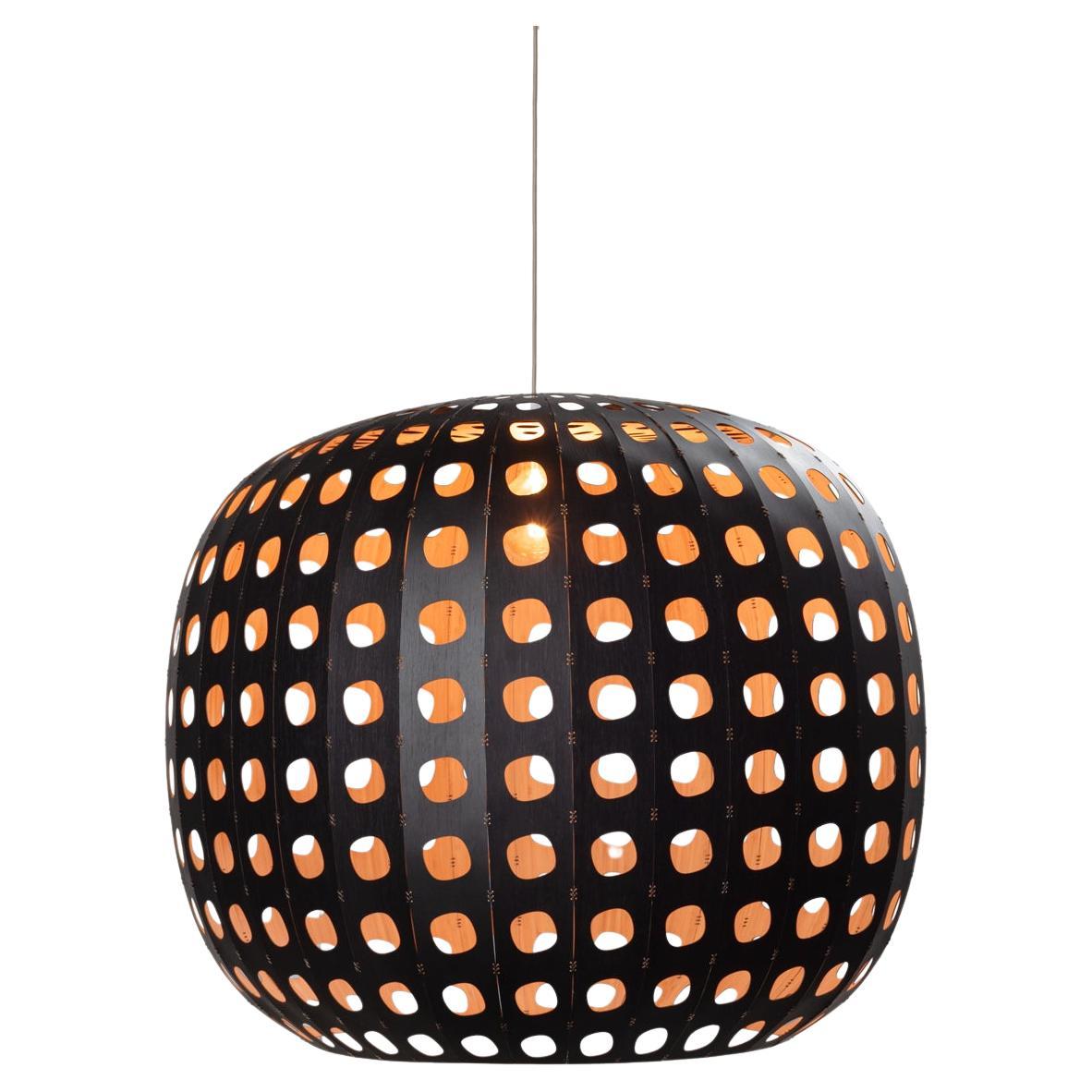 Panelitos Cube Lamp Medium de Piegatto, una lámpara escultórica contemporánea