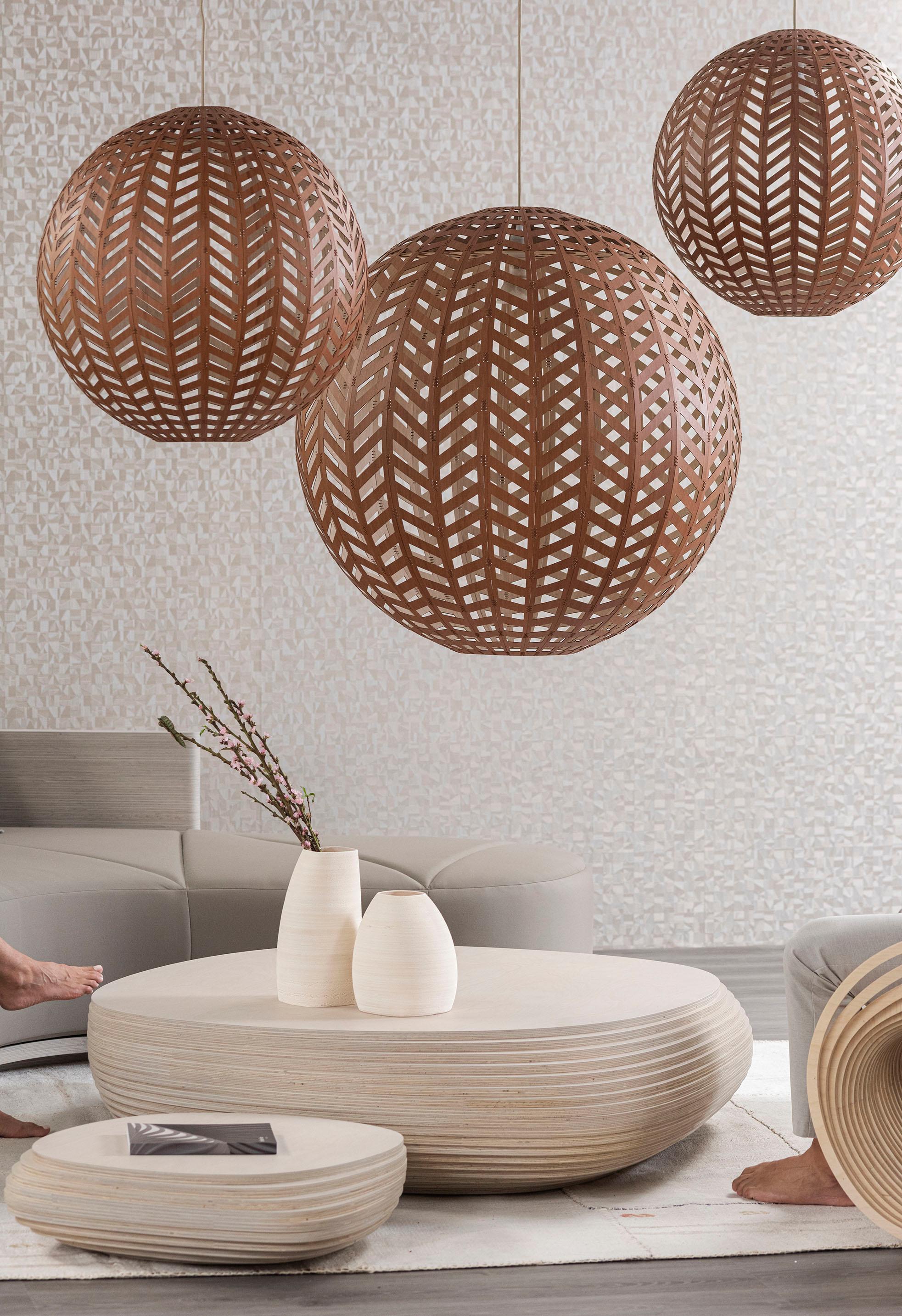 Hand-Woven Panelitos Orb Lamp Medium by Piegatto, a Contemporary Sculptural Lamp For Sale