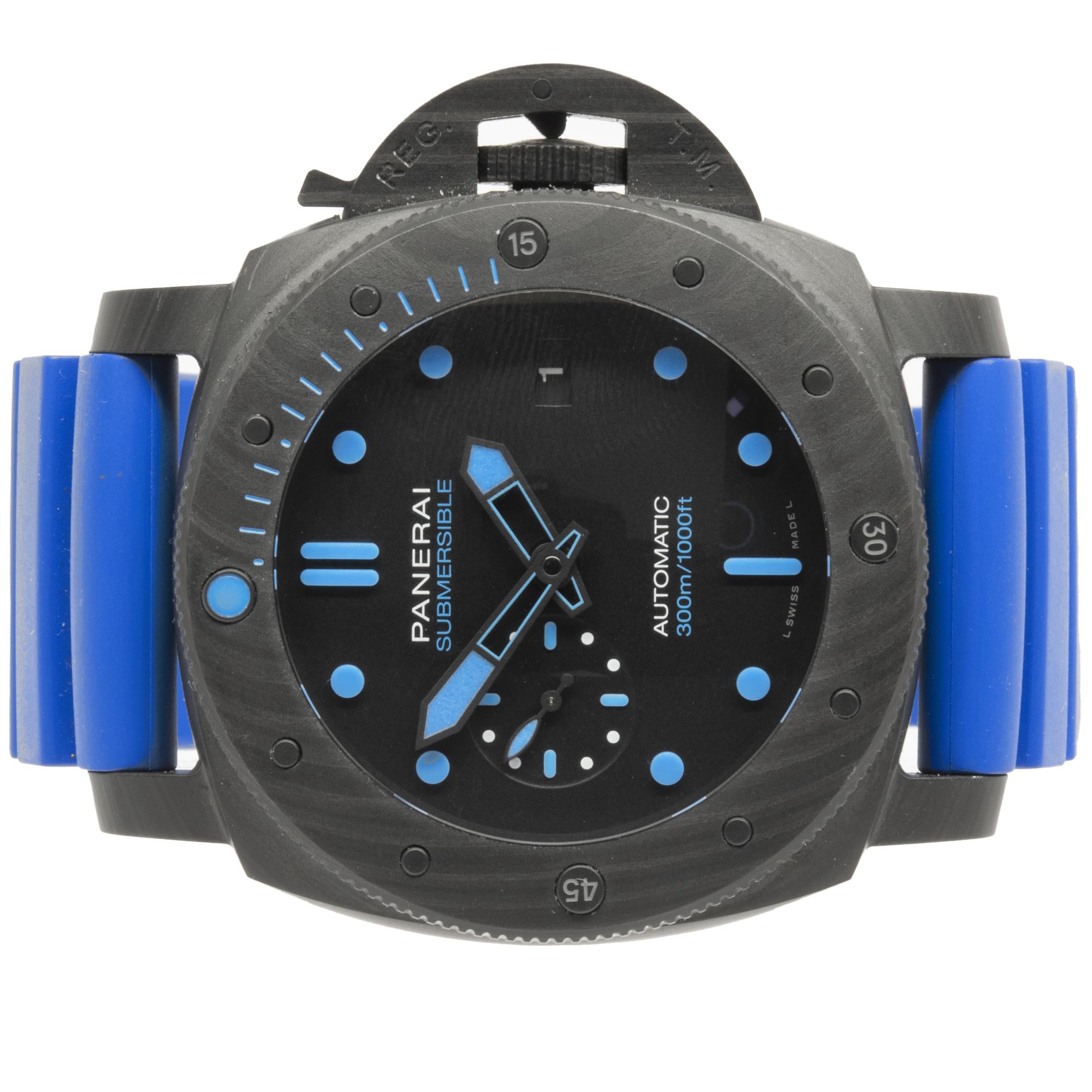 Movement: automatic
Function: hour, minute, small seconds, date,
Case: 44mm stainless steel case, sapphire crystal, uni-directional 60 minute timing bezel, push-pull crown
Band: Panerai blue rubber strap, tang buckle
Dial: black dial, blue dot